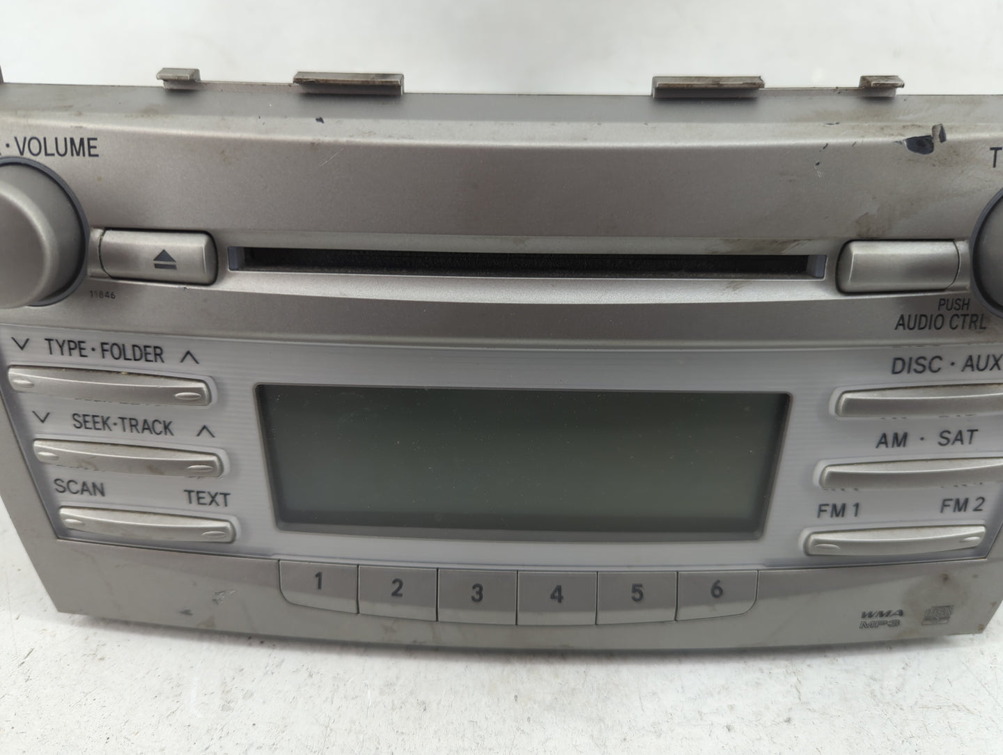 2010-2011 Toyota Camry Radio AM FM Cd Player Receiver Replacement P/N:86120-06480 000-18000101 Fits Fits 2010 2011 OEM Used 