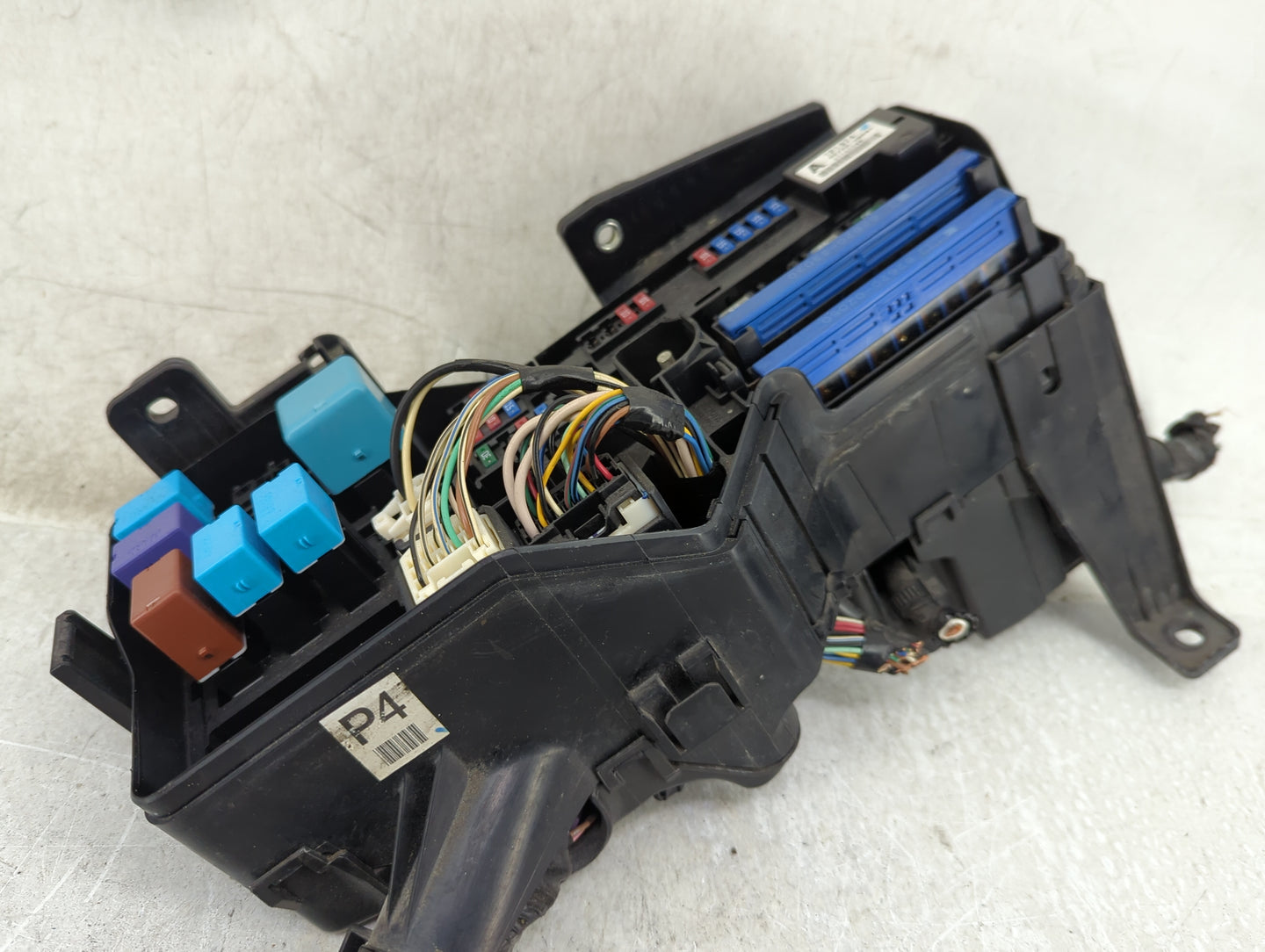 2010-2011 Toyota Camry Fusebox Fuse Box Panel Relay Module P/N:82720-06091 Fits Fits 2010 2011 OEM Used Auto Parts - Oemused