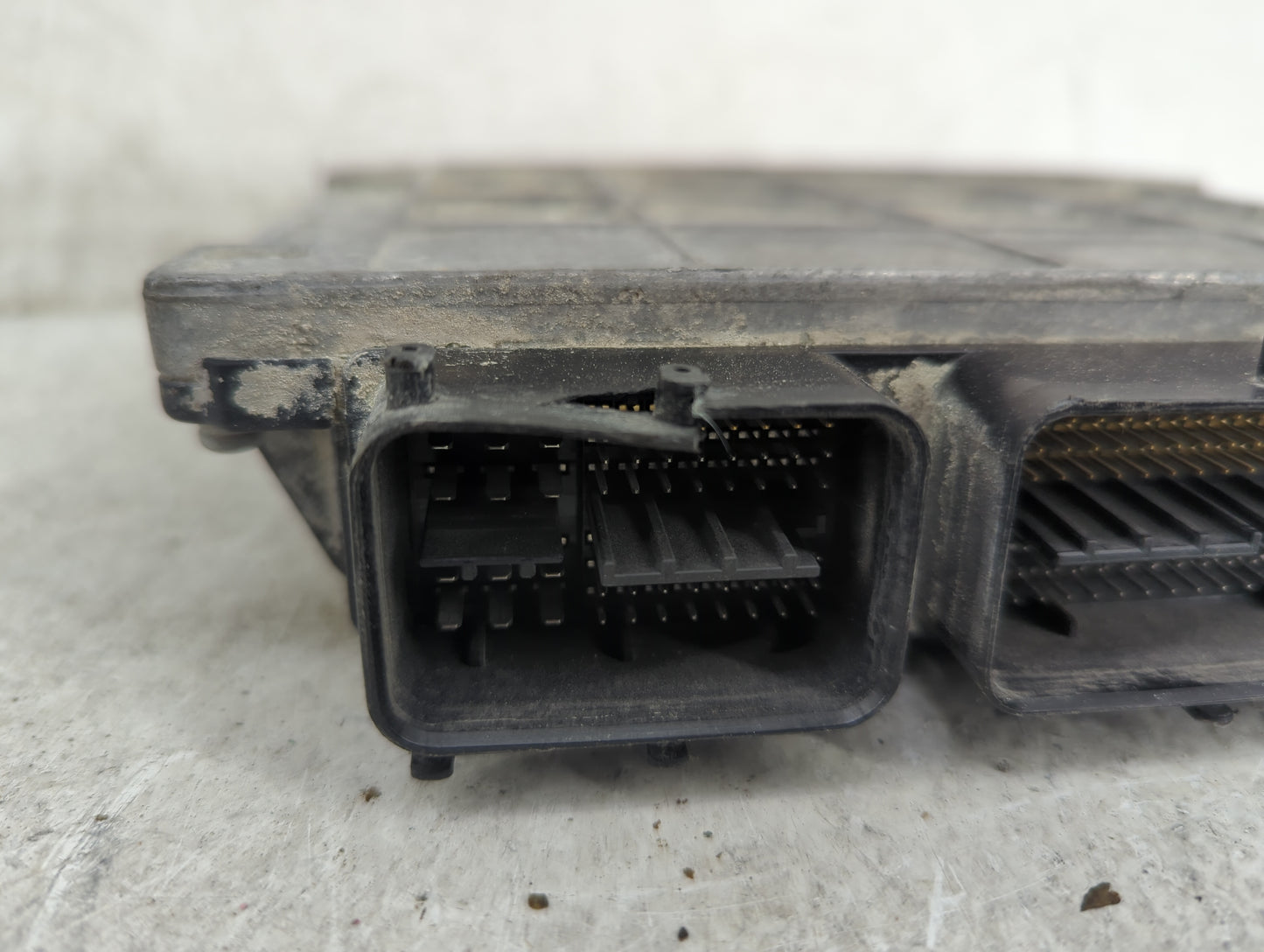 2010-2011 Toyota Camry PCM Engine Control Computer ECU ECM PCU OEM P/N:89661-06J10 TN275300-6422 Fits Fits 2010 2011 OEM Use