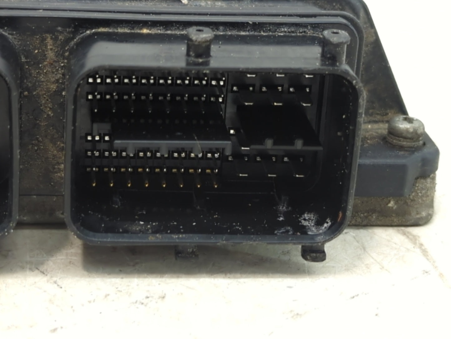 2010-2011 Toyota Camry PCM Engine Control Computer ECU ECM PCU OEM P/N:89661-06J10 TN275300-6422 Fits Fits 2010 2011 OEM Use