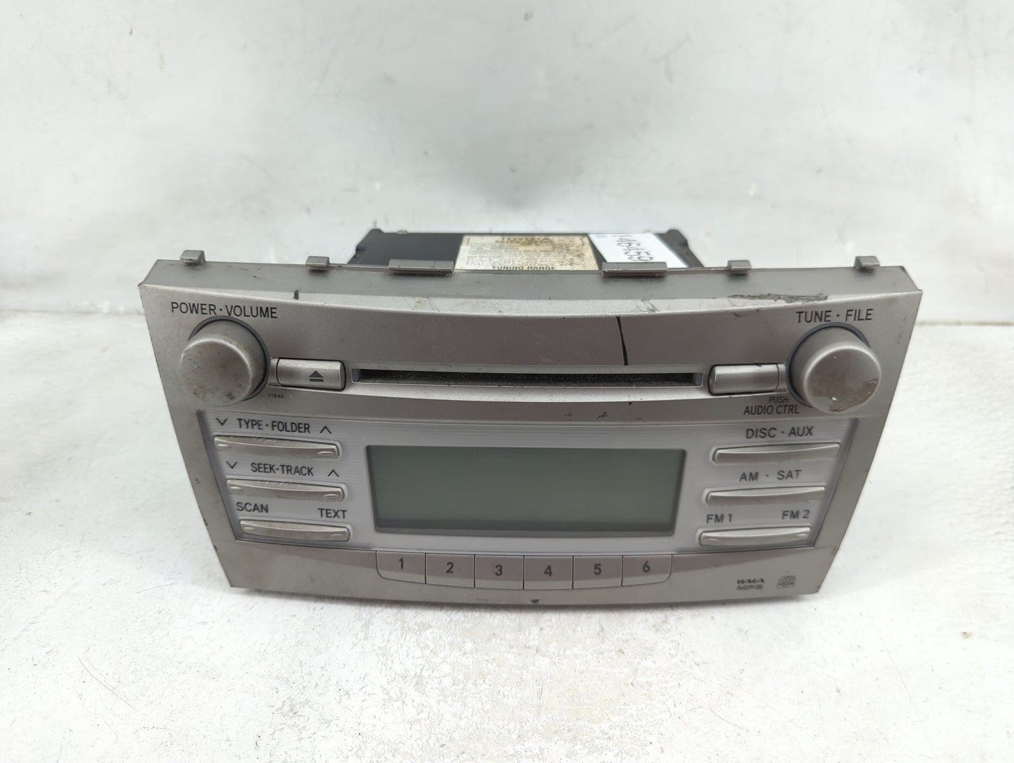 2010-2011 Toyota Camry Radio AM FM Cd Player Receiver Replacement P/N:86120-06480 123000-18000101 Fits Fits 2010 2011 OEM Us