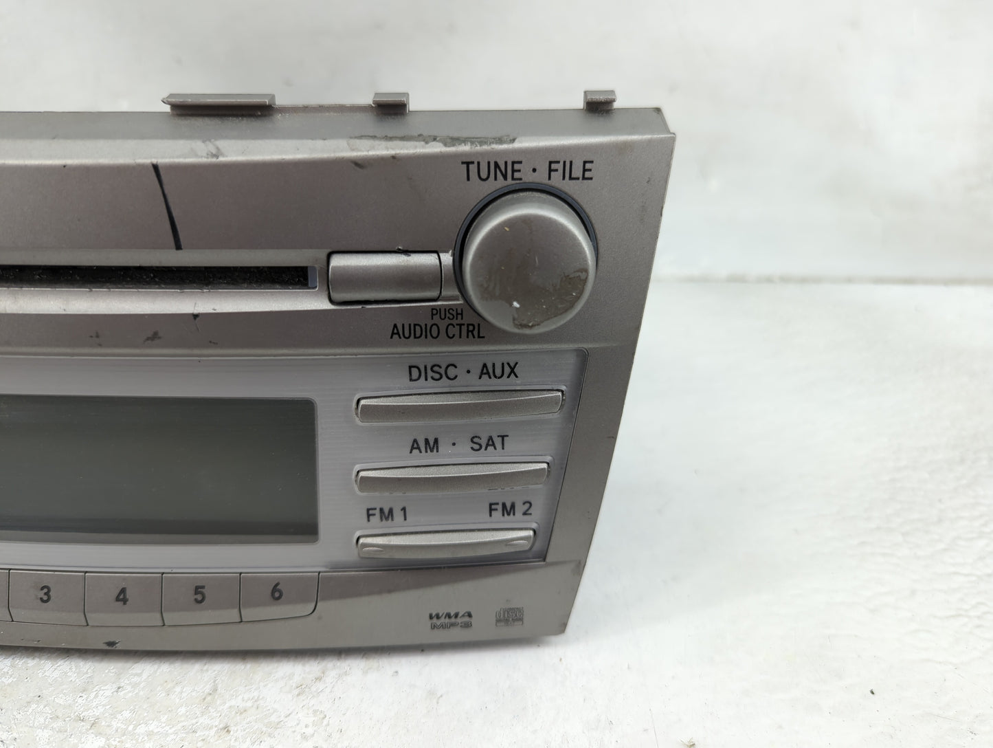 2010-2011 Toyota Camry Radio AM FM Cd Player Receiver Replacement P/N:86120-06480 123000-18000101 Fits Fits 2010 2011 OEM Us