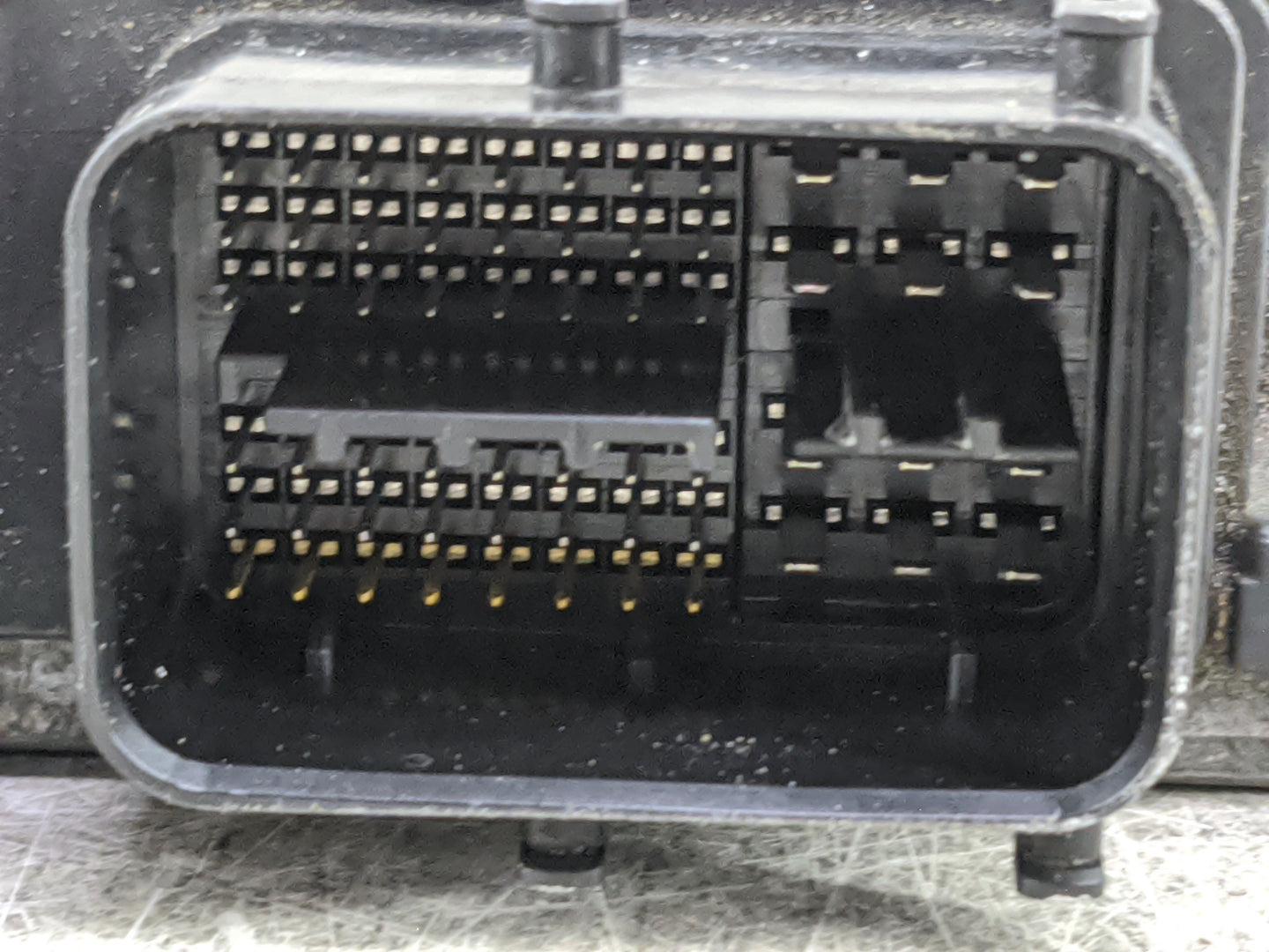 2010-2011 Toyota Camry PCM Engine Control Computer ECU ECM PCU OEM P/N:89661-06J10 TN275300-6422 Fits Fits 2010 2011 OEM Use