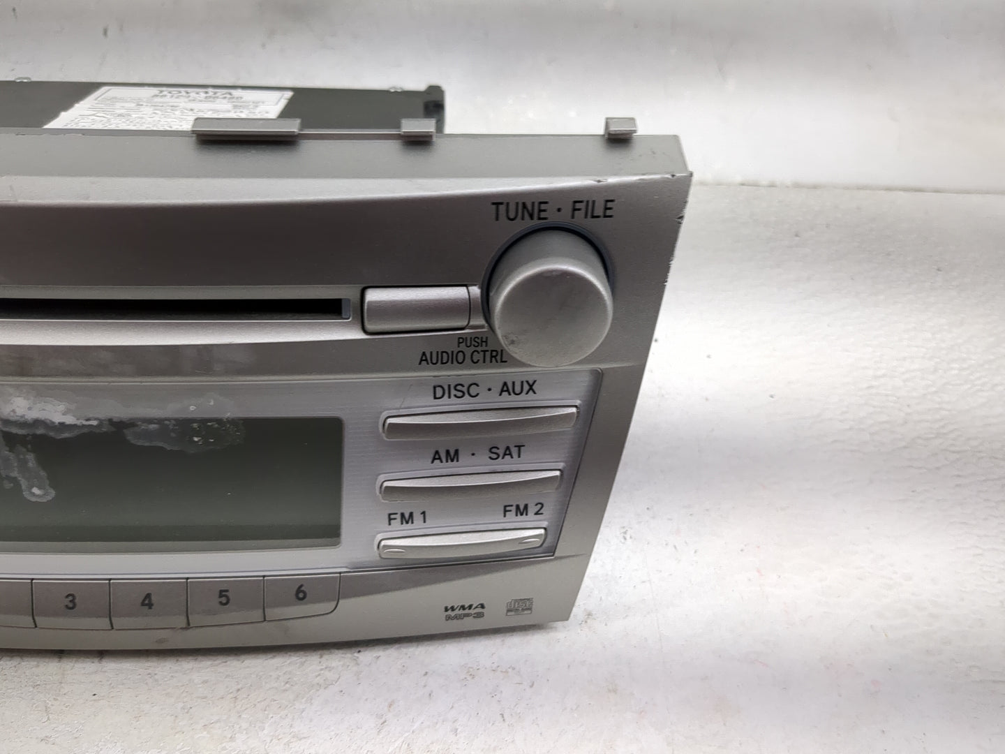 2010-2011 Toyota Camry Radio AM FM Cd Player Receiver Replacement P/N:86120-06480 123000-18000101 Fits Fits 2010 2011 OEM Us