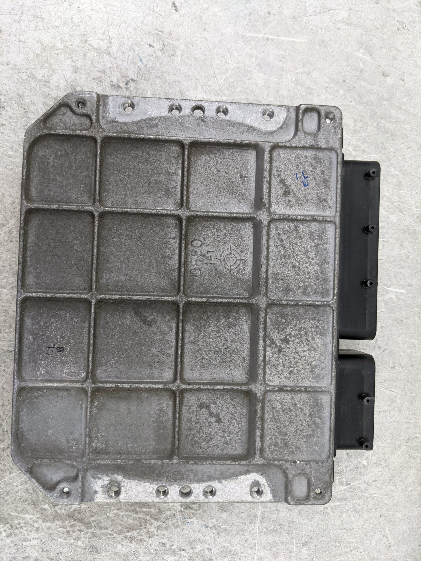 2010-2011 Toyota Camry PCM Engine Control Computer ECU ECM PCU OEM P/N:89661-06J10 TN275300-6422 Fits Fits 2010 2011 OEM Use