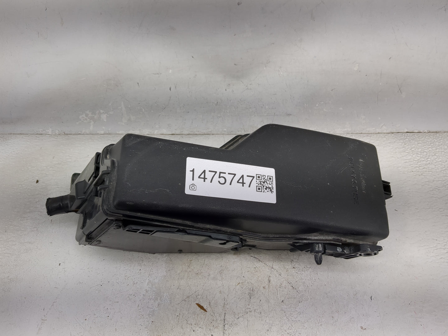 2010-2011 Toyota Camry Fusebox Fuse Box Panel Relay Module P/N:82620-07050 82620-33030, 82662-33180 Fits Fits 2010 2011 OEM 