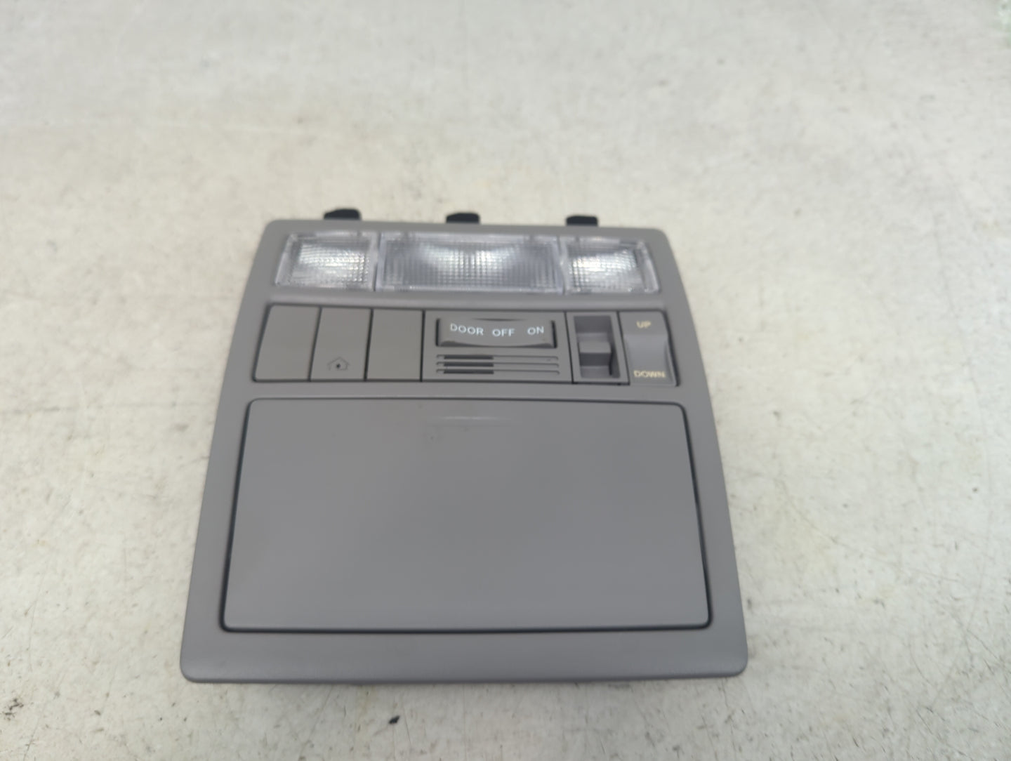 2010-2011 Toyota Camry Overhead Console W/rear Climate Control Gray - Oemusedautoparts1.com