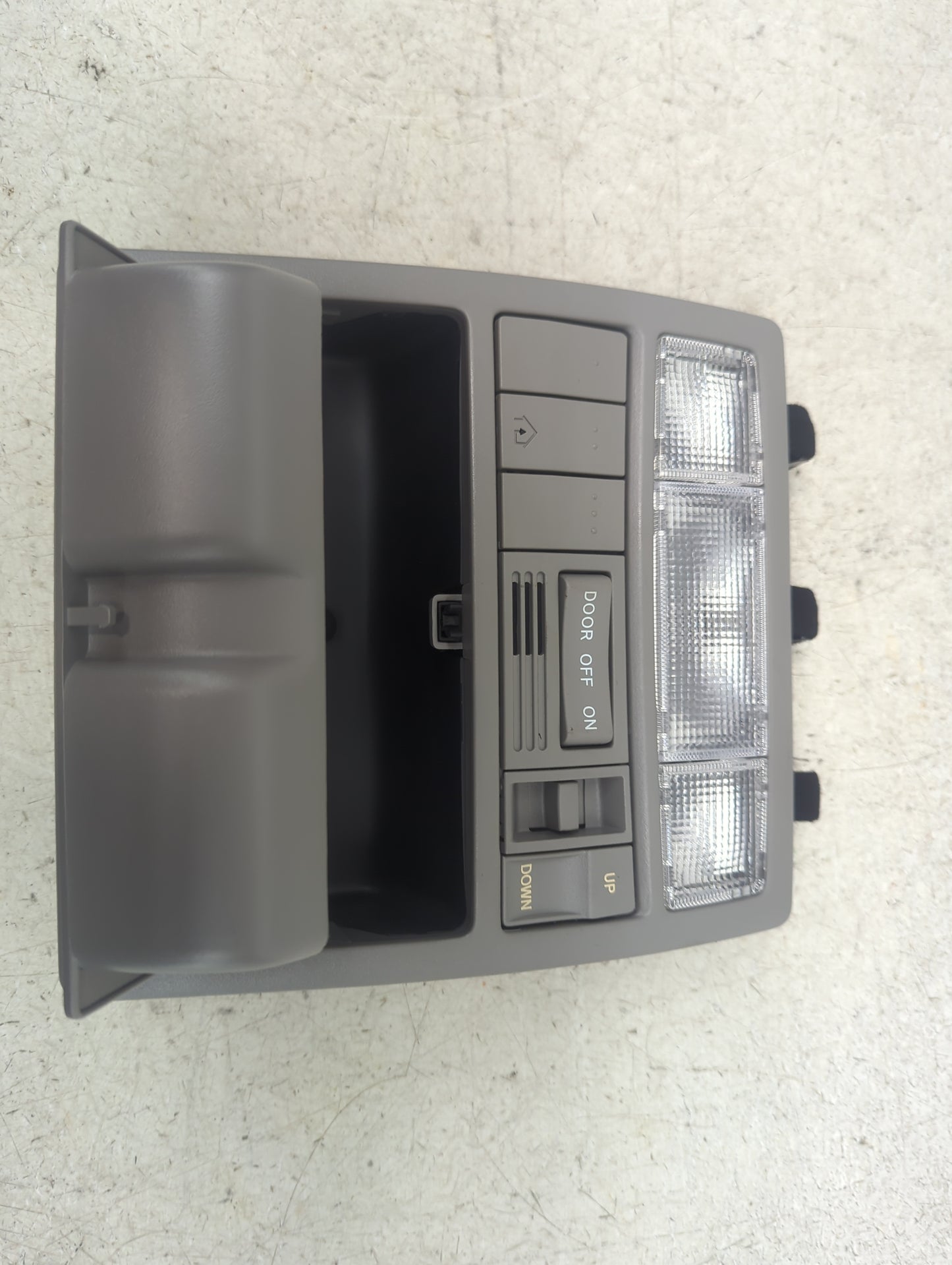 2010-2011 Toyota Camry Overhead Console W/rear Climate Control Gray - Oemusedautoparts1.com