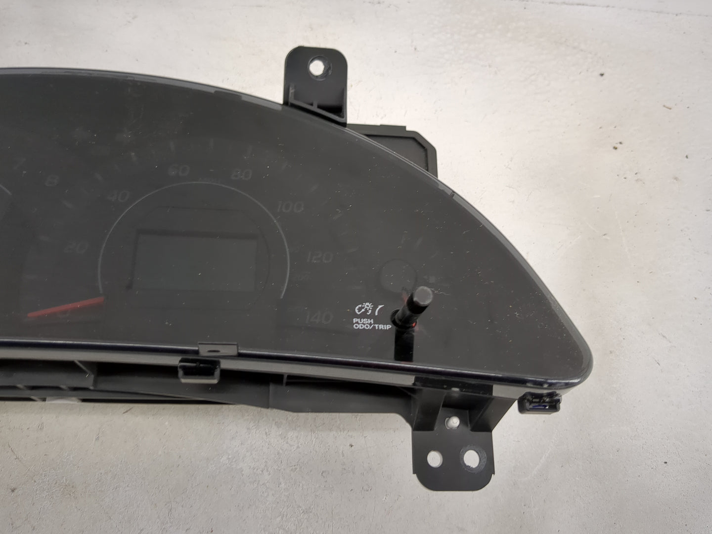 2010-2011 Toyota Camry Instrument Cluster Speedometer Gauges P/N:83800-06V30-00 TN257450-3573 Miles: Fits Fits 2010 2011 OEM