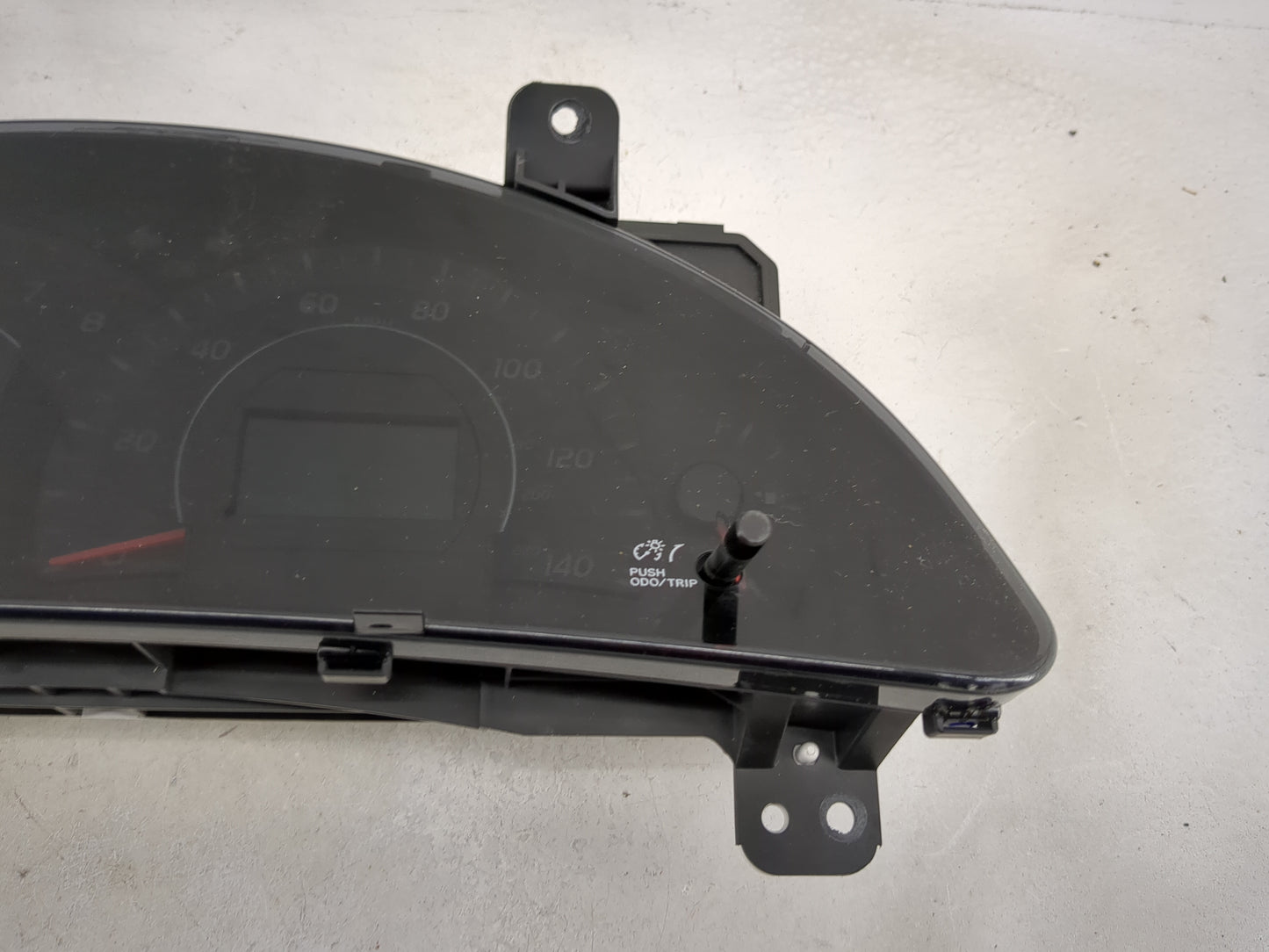 2010-2011 Toyota Camry Instrument Cluster Speedometer Gauges P/N:83800-06V30-00 TN257450-3573 Miles: Fits Fits 2010 2011 OEM