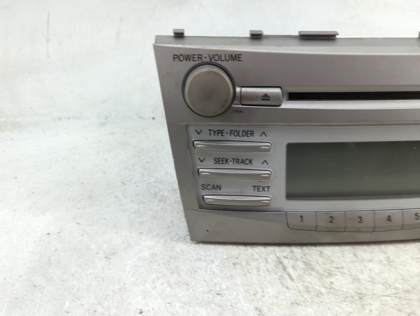 2010-2011 Toyota Camry Radio AM FM Cd Player Receiver Replacement P/N:86120-06181 11846, 121862-196 Fits Fits 2010 2011 OEM 