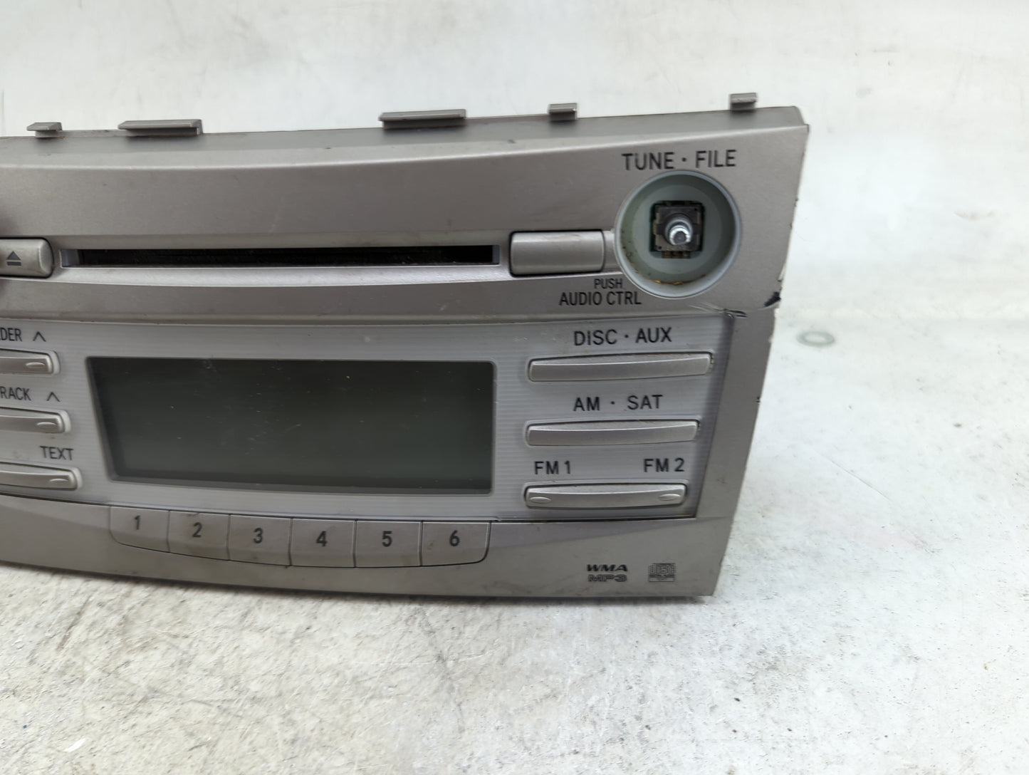 2010-2011 Toyota Camry Radio AM FM Cd Player Receiver Replacement P/N:86120-06181 11846, 121862-196 Fits Fits 2010 2011 OEM 