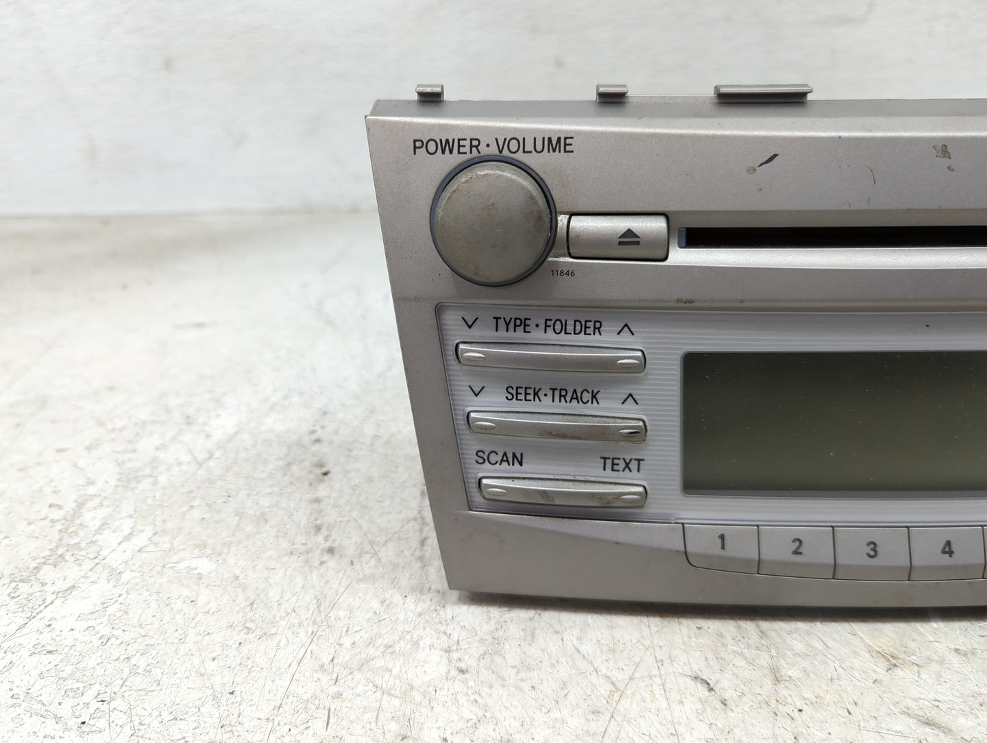2010-2011 Toyota Camry Radio AM FM Cd Player Receiver Replacement P/N:86120-06480 123000-18000101, M1802305 Fits Fits 2010 2