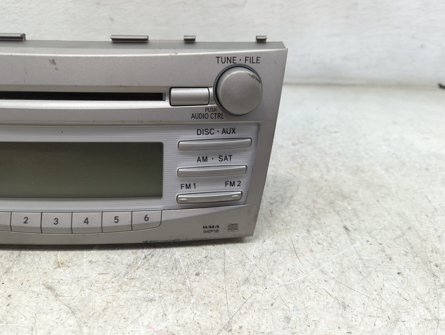 2010-2011 Toyota Camry Radio AM FM Cd Player Receiver Replacement P/N:86120-06480 123000-18000101, M1802305 Fits Fits 2010 2