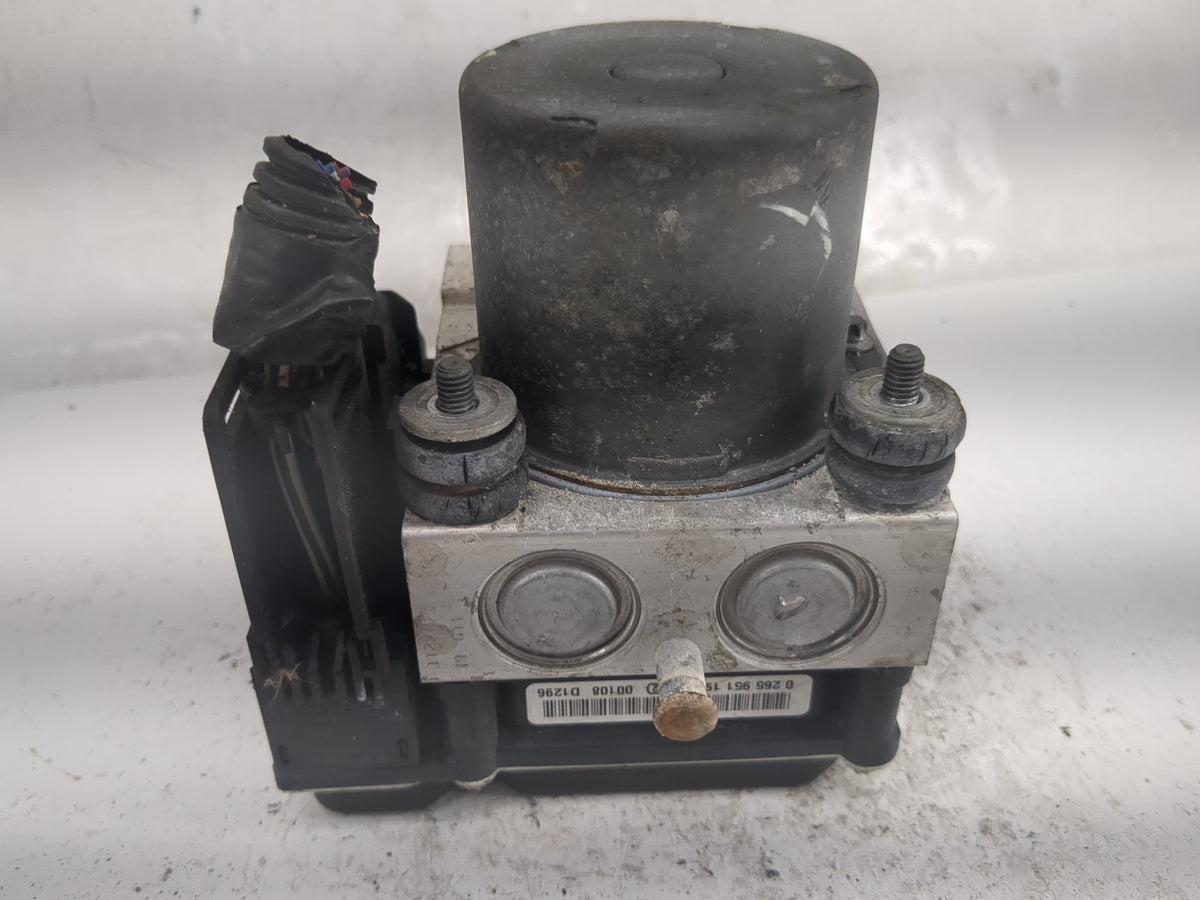 2010-2011 Toyota Camry Anti-Lock Brake ABS Pump Module Actuator OEM P/N:0265951159 0265231732 Fits Fits 2010 2011 OEM Used A