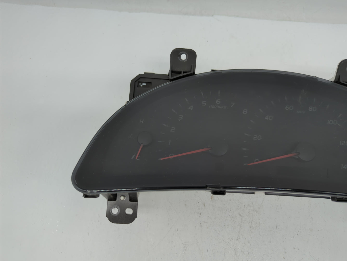 2010-2011 Toyota Camry Instrument Cluster Speedometer Gauges P/N:83800-06V10-00 83800-06V20 Fits Fits 2010 2011 OEM Used Aut