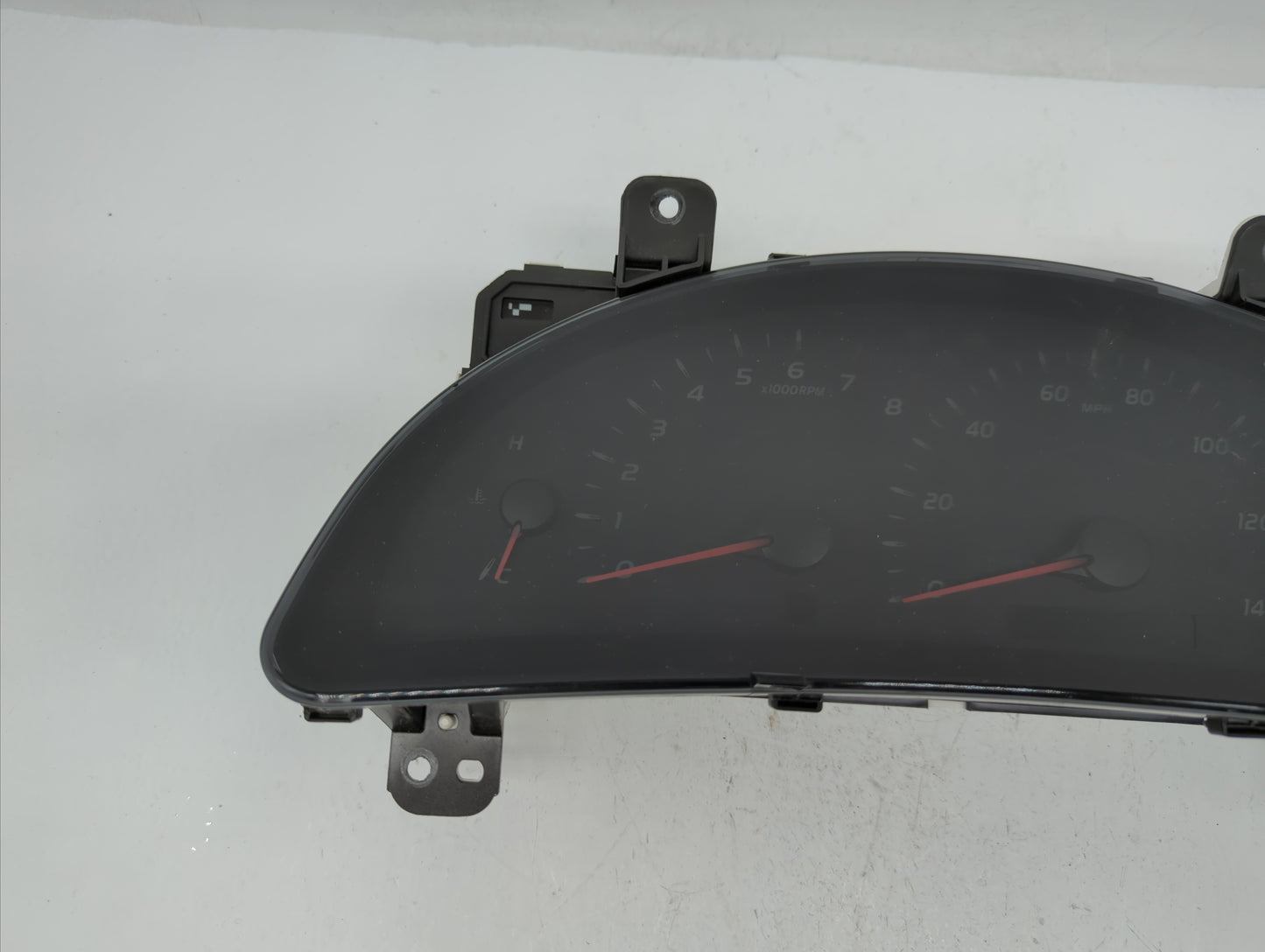 2010-2011 Toyota Camry Instrument Cluster Speedometer Gauges P/N:83800-06V10-00 83800-06V20 Fits Fits 2010 2011 OEM Used Aut