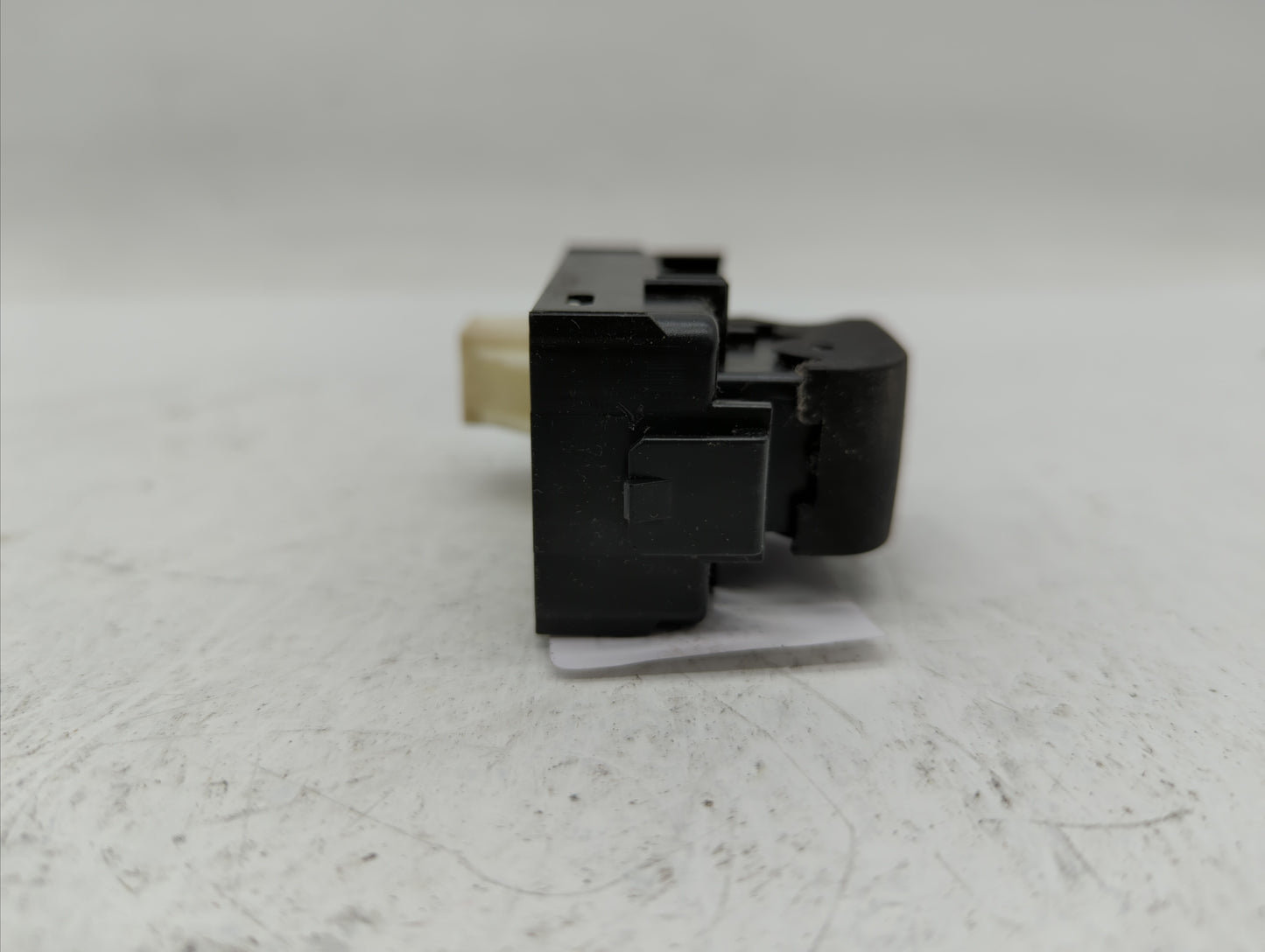2010-2011 Toyota Camry Passeneger Right Power Window Switch - Oemusedautoparts1.com