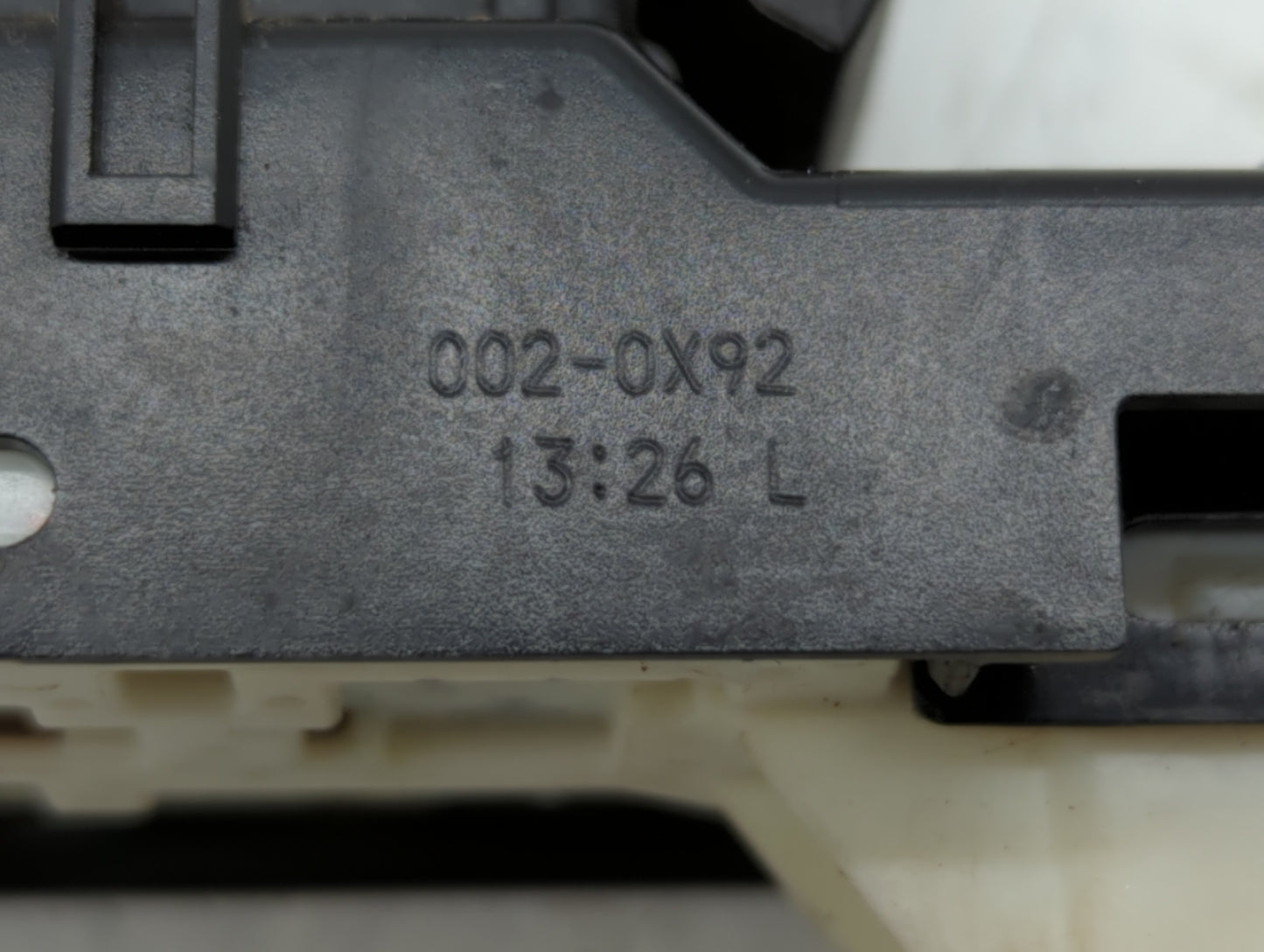 2010-2011 Toyota Camry Passeneger Right Power Window Switch - Oemusedautoparts1.com