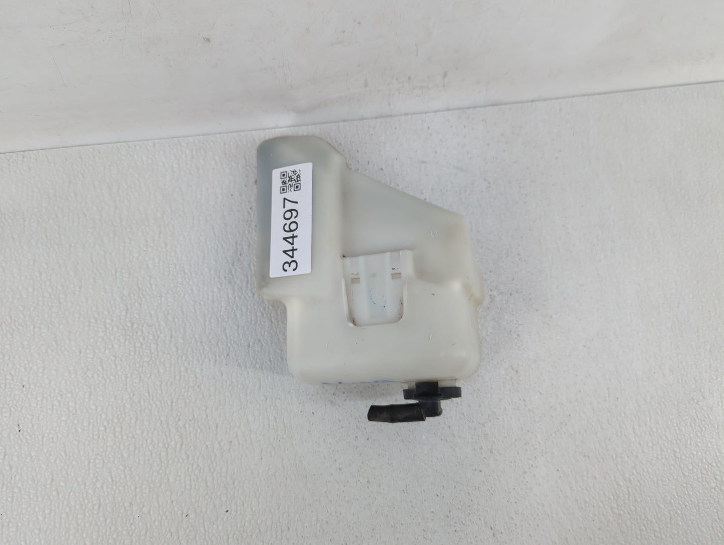 2007-2011 Toyota Camry Radiator Coolant Overflow Expansion Tank Bottle - Oemusedautoparts1.com