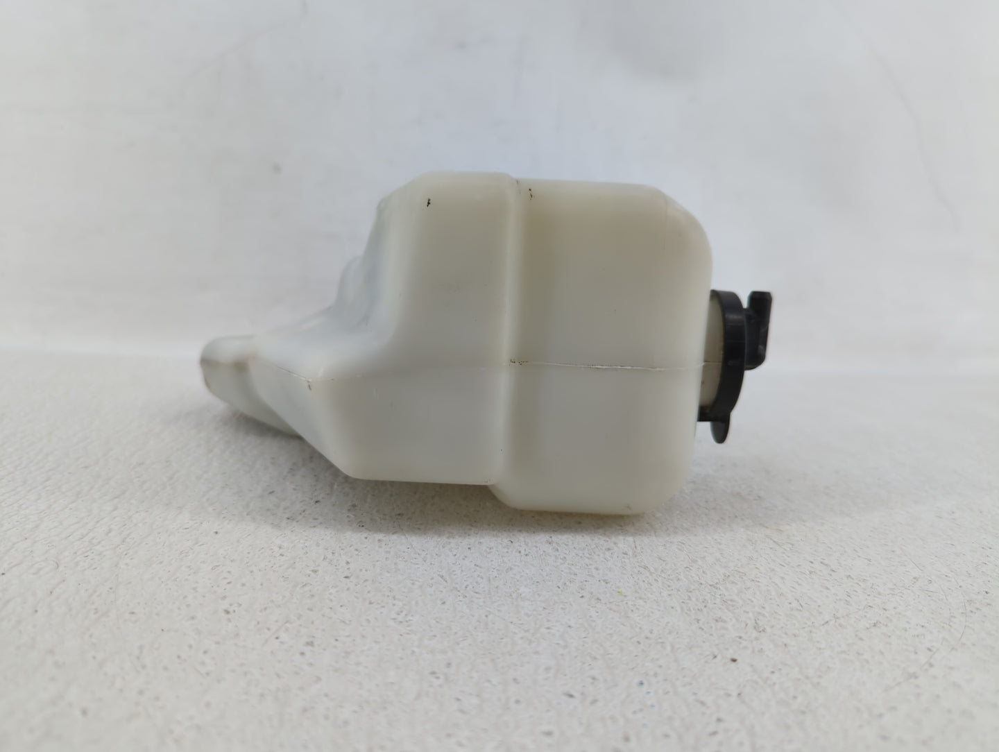 2007-2011 Toyota Camry Radiator Coolant Overflow Expansion Tank Bottle - Oemusedautoparts1.com