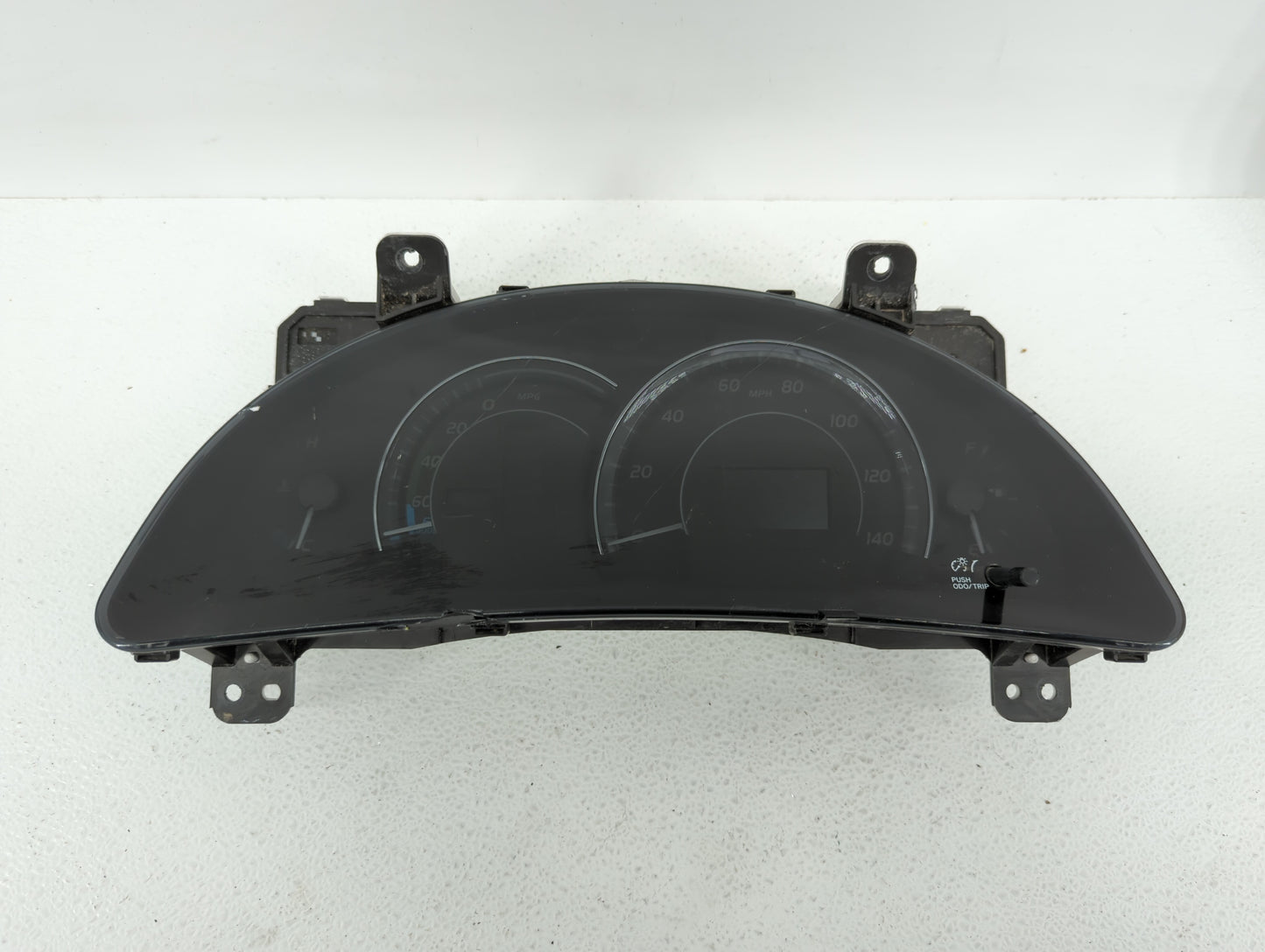 2010-2011 Toyota Camry Instrument Cluster Speedometer Gauges P/N:83800-06J50-00 Fits Fits 2010 2011 OEM Used Auto Parts - Oe