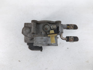 2010-2017 Toyota Camry Throttle Body P/N:22030-36010 22030-0V010 Fits Fits 2009 2010 2011 2012 2013 2014 2015 2016 2017 2018 OEM Used Auto Parts