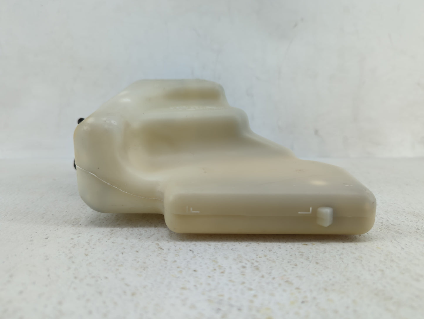 2007-2011 Toyota Camry Radiator Coolant Overflow Expansion Tank Bottle - Oemusedautoparts1.com