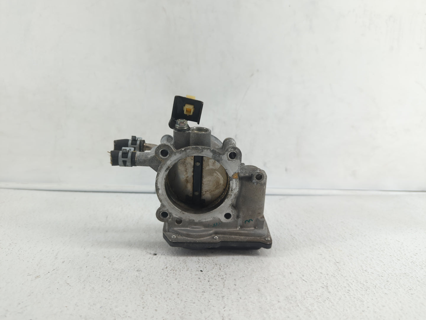 2010-2017 Toyota Camry Throttle Body P/N:35100-25200 22030-36010 Fits Fits 2009 2010 2011 2012 2013 2014 2015 2016 2017 2018