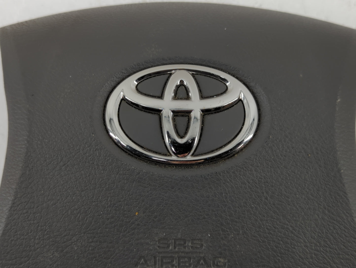 2007-2011 Toyota Camry Air Bag Driver Left Steering Wheel Mounted Fits Fits 2007 2008 2009 2010 2011 OEM Used Auto Parts - O