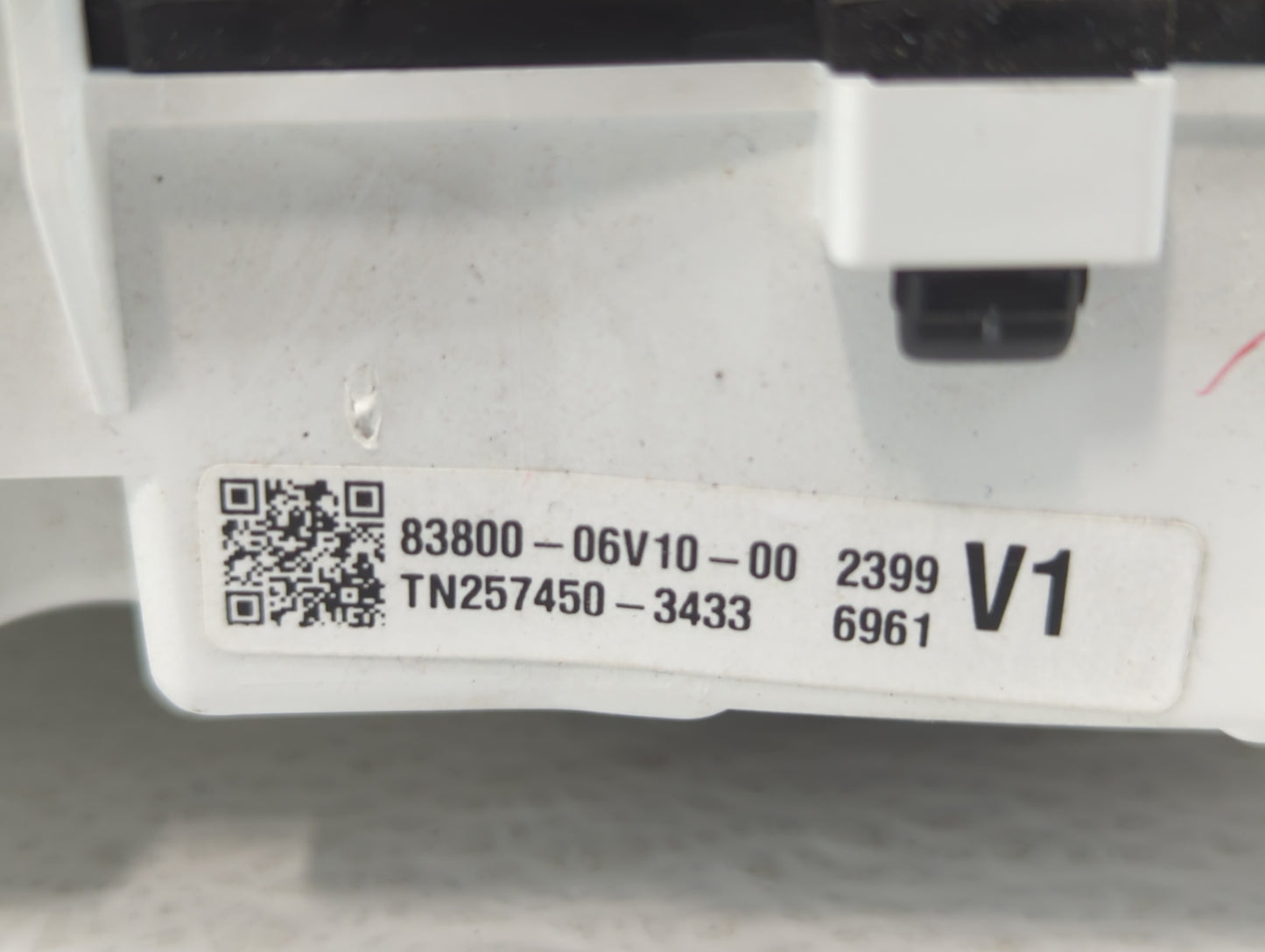 2010-2011 Toyota Camry Instrument Cluster Speedometer Gauges P/N:83800-06V10-00 83800-06V20 Fits Fits 2010 2011 OEM Used Aut