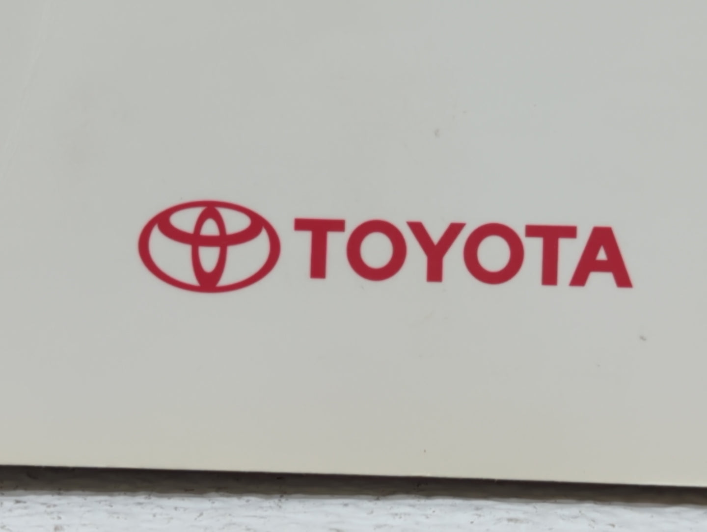 2010 Toyota Camry Owners Manual Book Guide OEM Used Auto Parts - Oemusedautoparts1.com