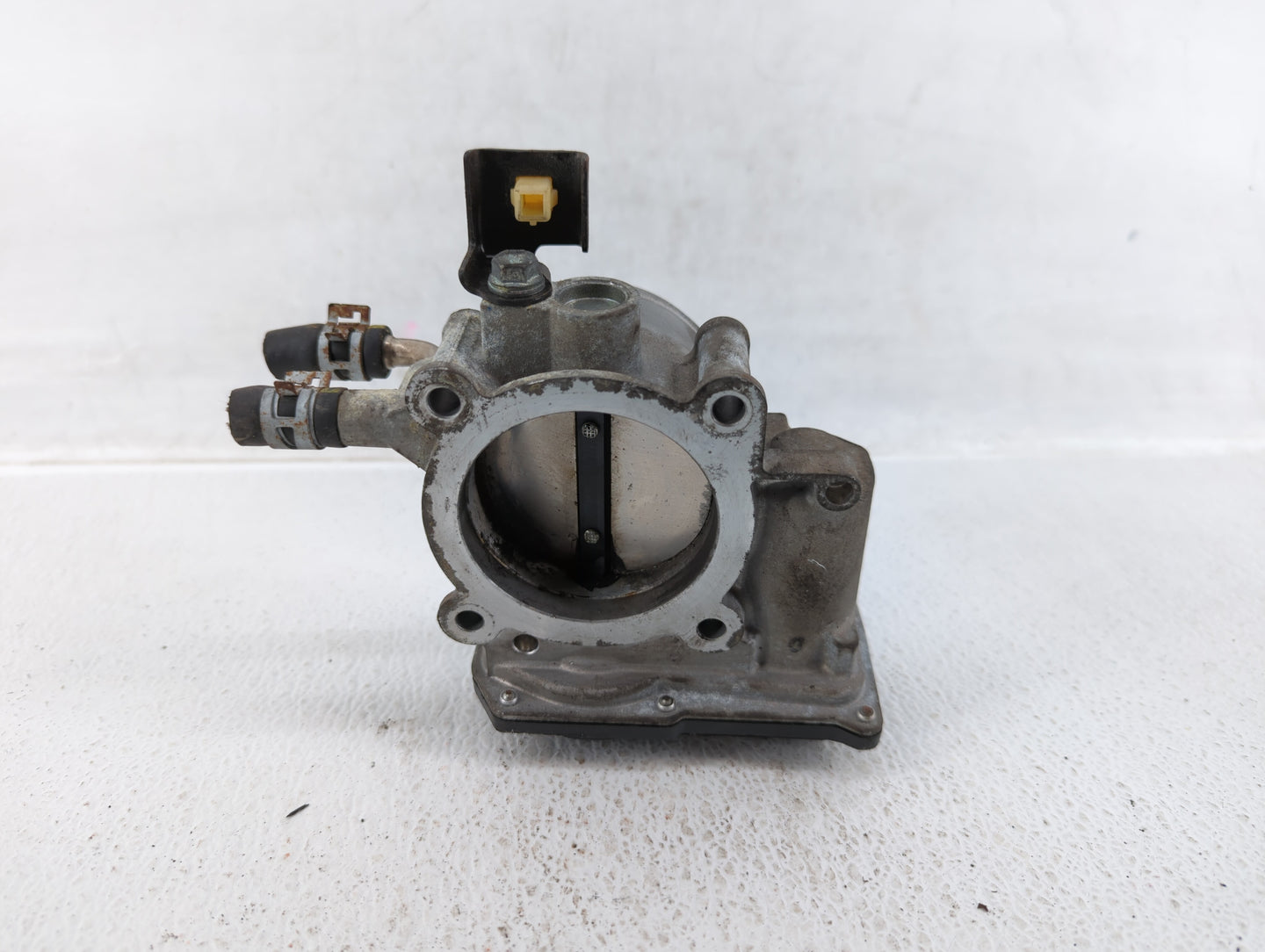 2010-2017 Toyota Camry Throttle Body P/N:22030-0V010 Fits Fits 2009 2010 2011 2012 2013 2014 2015 2016 2017 2018 2019 OEM Us