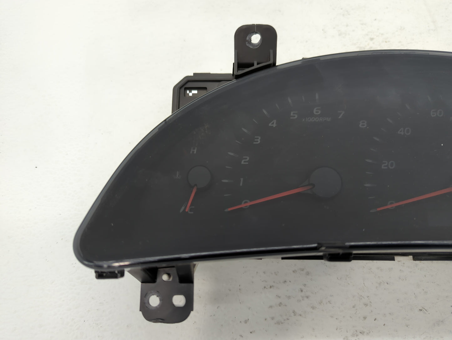 2010-2011 Toyota Camry Instrument Cluster Speedometer Gauges P/N:83800-06V10-00 Fits Fits 2010 2011 OEM Used Auto Parts - Oe