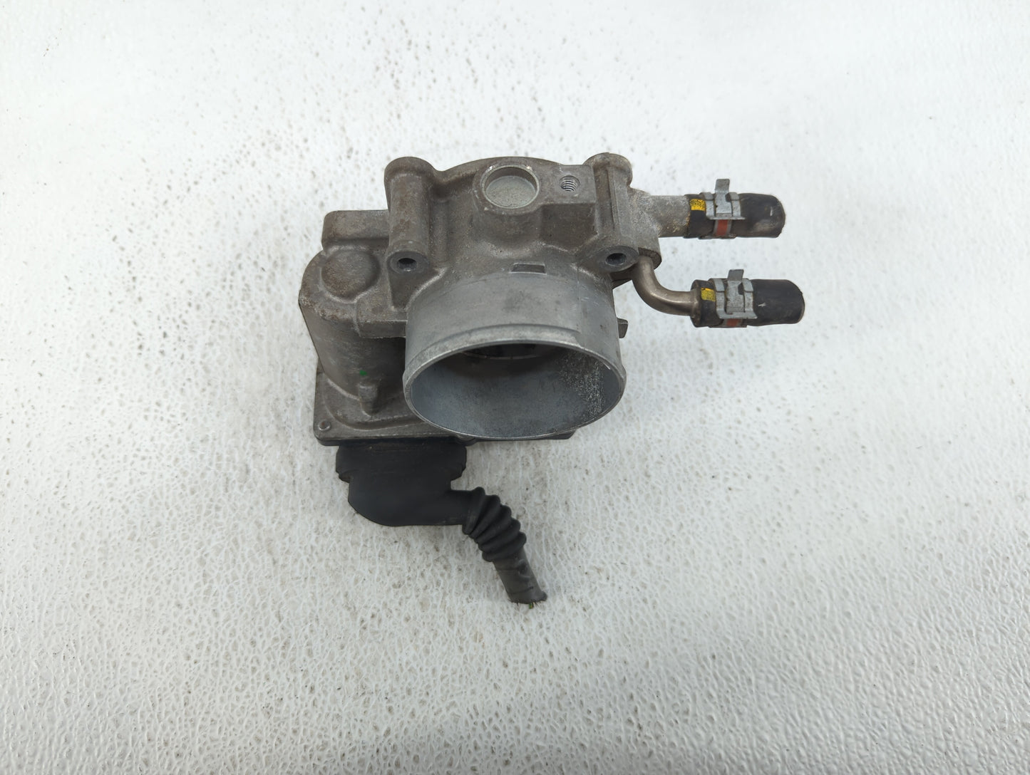 2010-2017 Toyota Camry Throttle Body P/N:22030-0V010 Fits Fits 2009 2010 2011 2012 2013 2014 2015 2016 2017 2018 2019 OEM Us