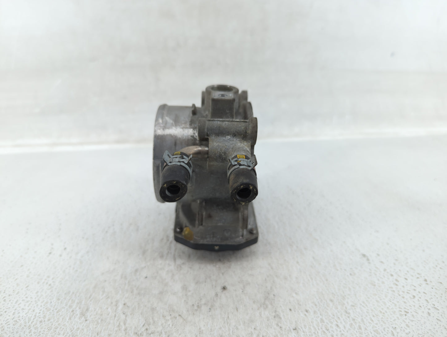 2010-2017 Toyota Camry Throttle Body P/N:22030-0V010 Fits Fits 2009 2010 2011 2012 2013 2014 2015 2016 2017 2018 2019 OEM Us