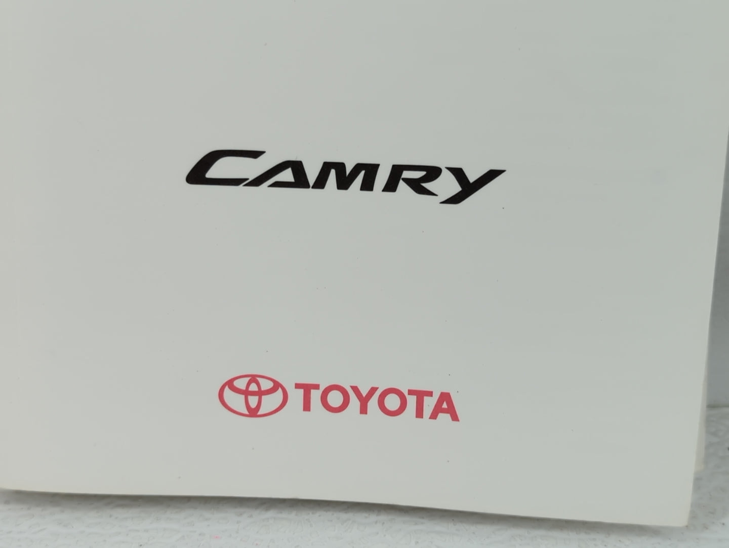 2010 Toyota Camry Owners Manual Book Guide OEM Used Auto Parts - Oemusedautoparts1.com