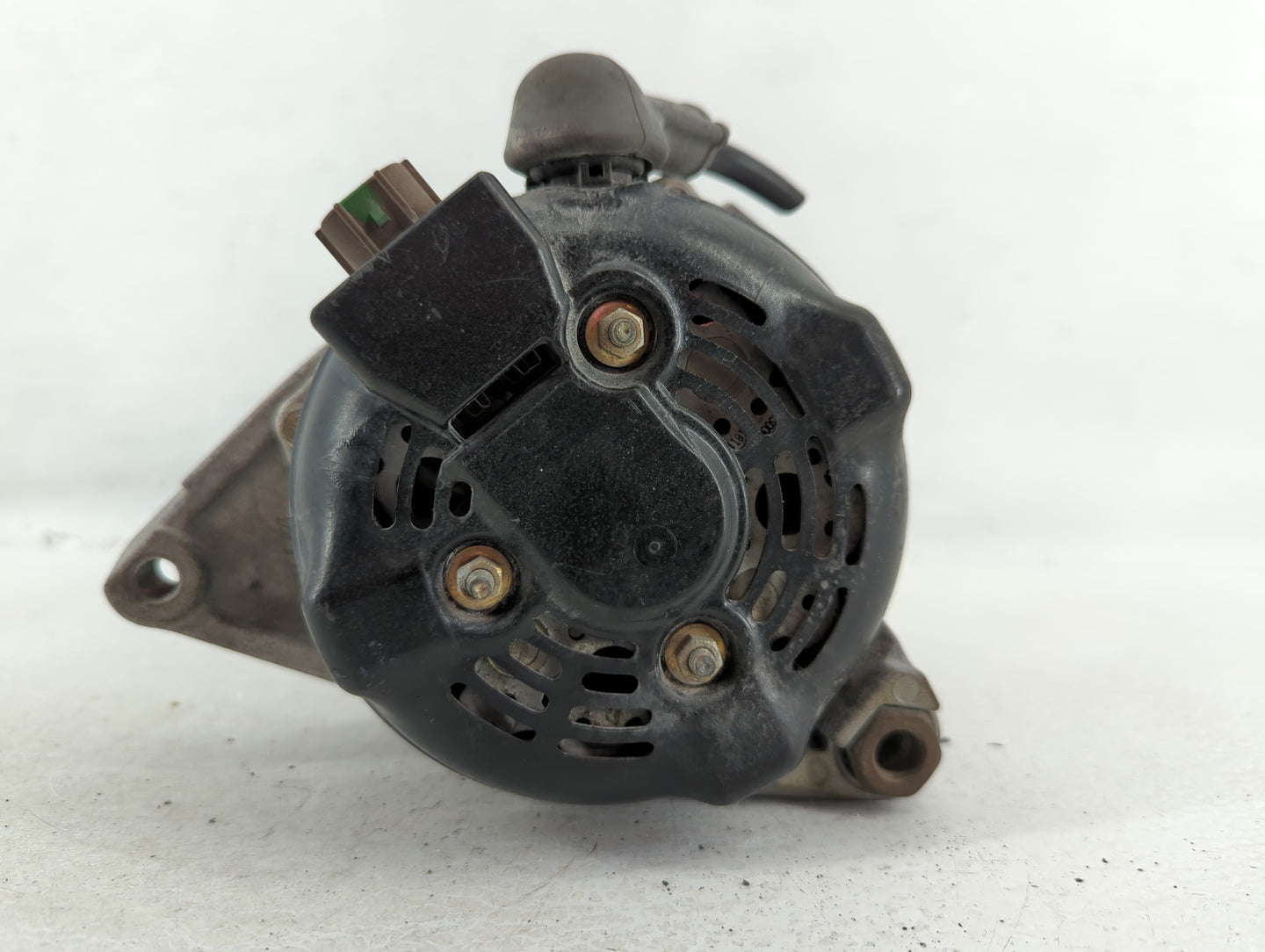 2010-2011 Toyota Camry Alternator Replacement Generator Charging Assembly Engine OEM P/N:27060-0V060 Fits Fits 2010 2011 OEM