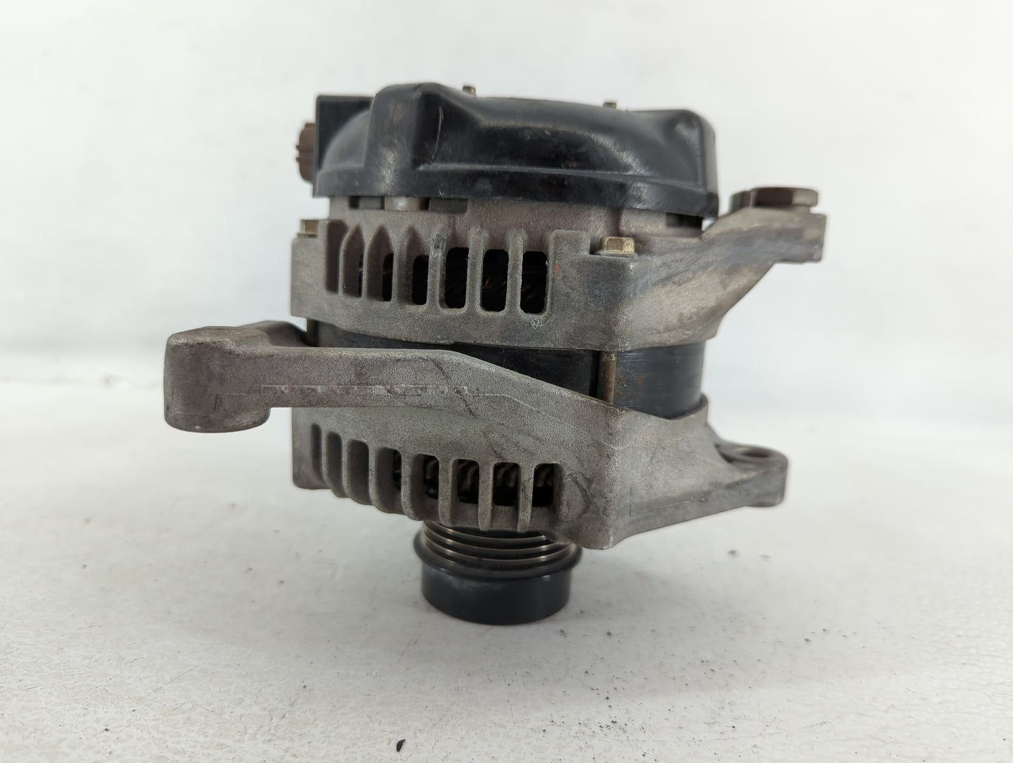 2010-2011 Toyota Camry Alternator Replacement Generator Charging Assembly Engine OEM P/N:27060-0V060 Fits Fits 2010 2011 OEM