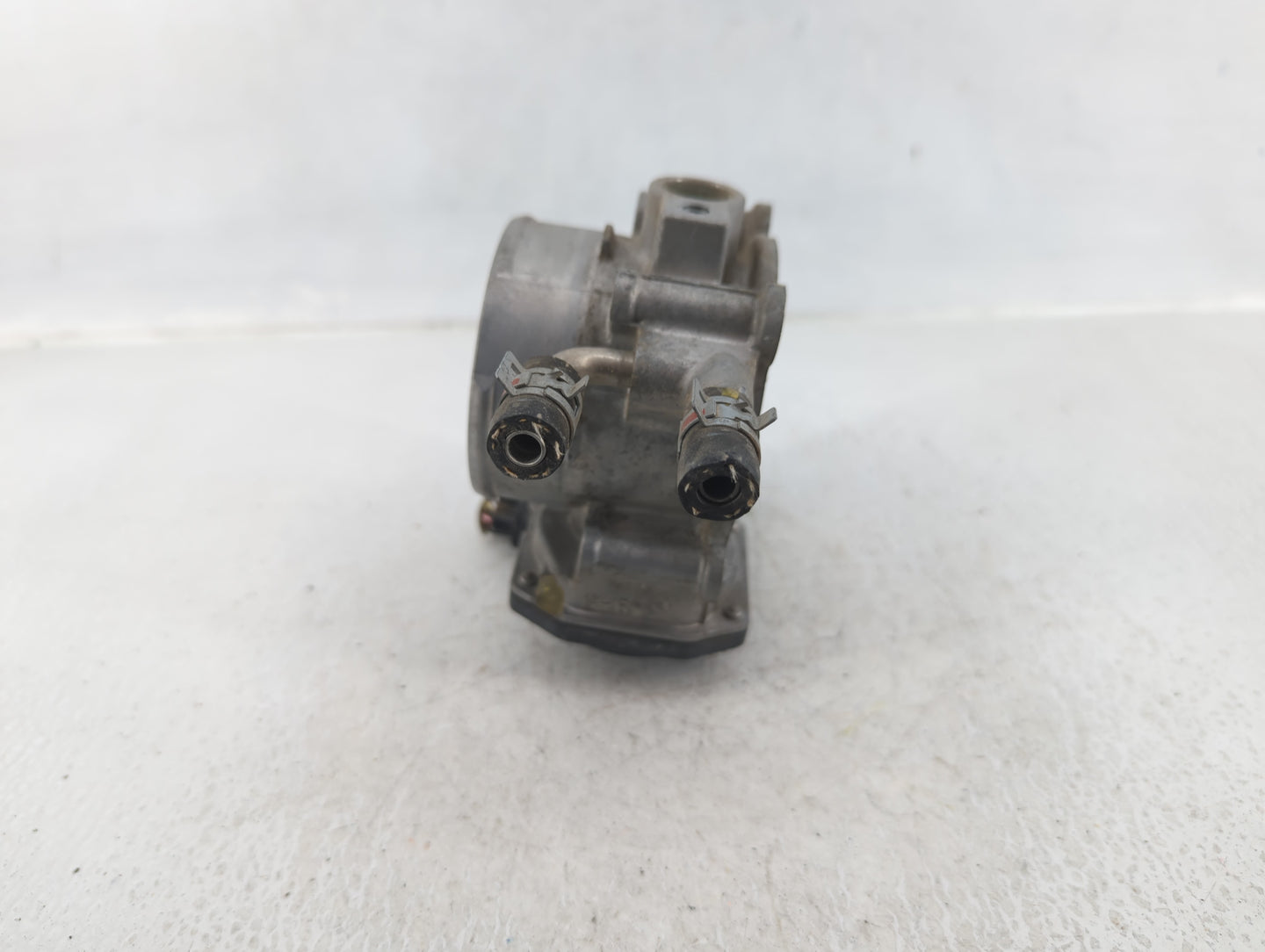 2007-2017 Toyota Camry Throttle Body P/N:22030-36010 Fits OEM Used Auto Parts - Oemusedautoparts1.com