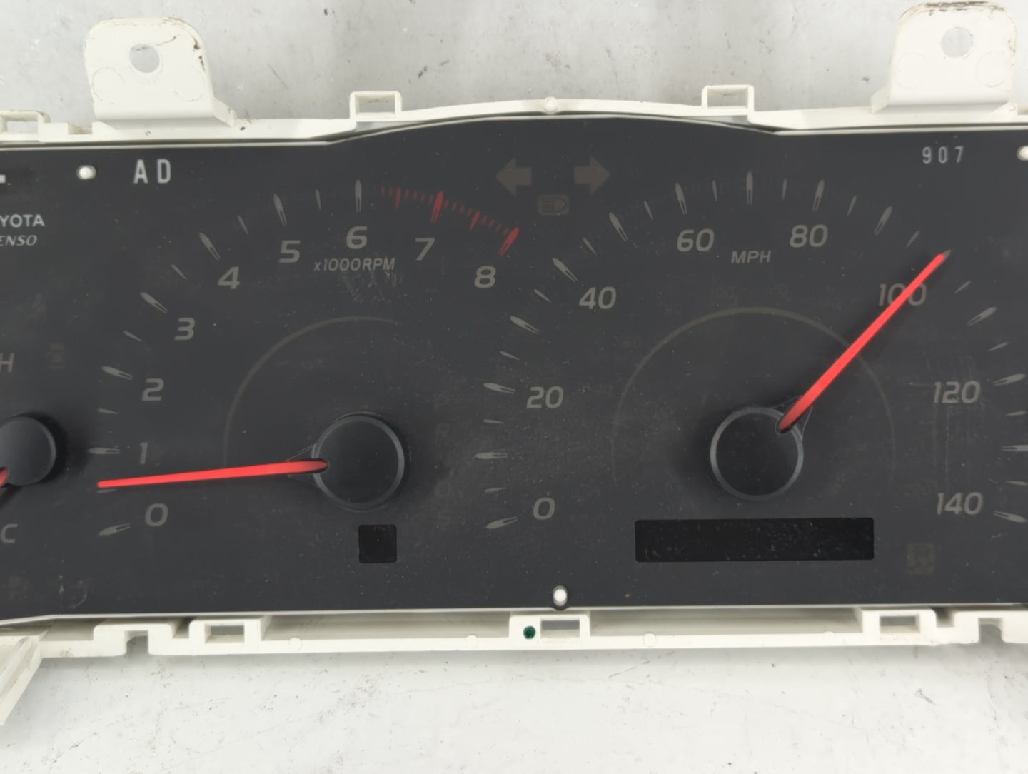 2010-2011 Toyota Camry Instrument Cluster Speedometer Gauges P/N:TN257450-3433 83800-06V10-00 Fits Fits 2010 2011 OEM Used A