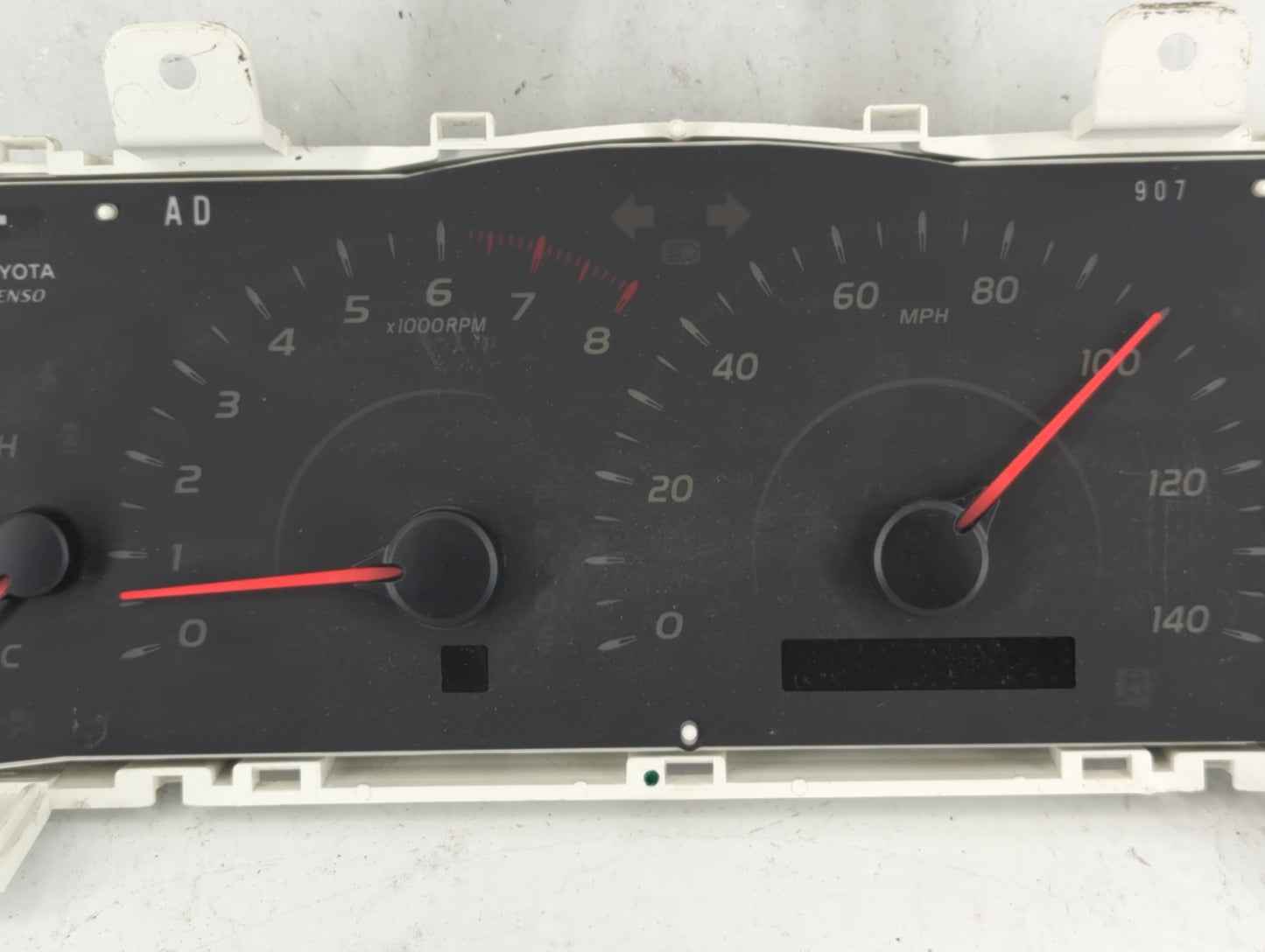 2010-2011 Toyota Camry Instrument Cluster Speedometer Gauges P/N:TN257450-3433 83800-06V10-00 Fits Fits 2010 2011 OEM Used A