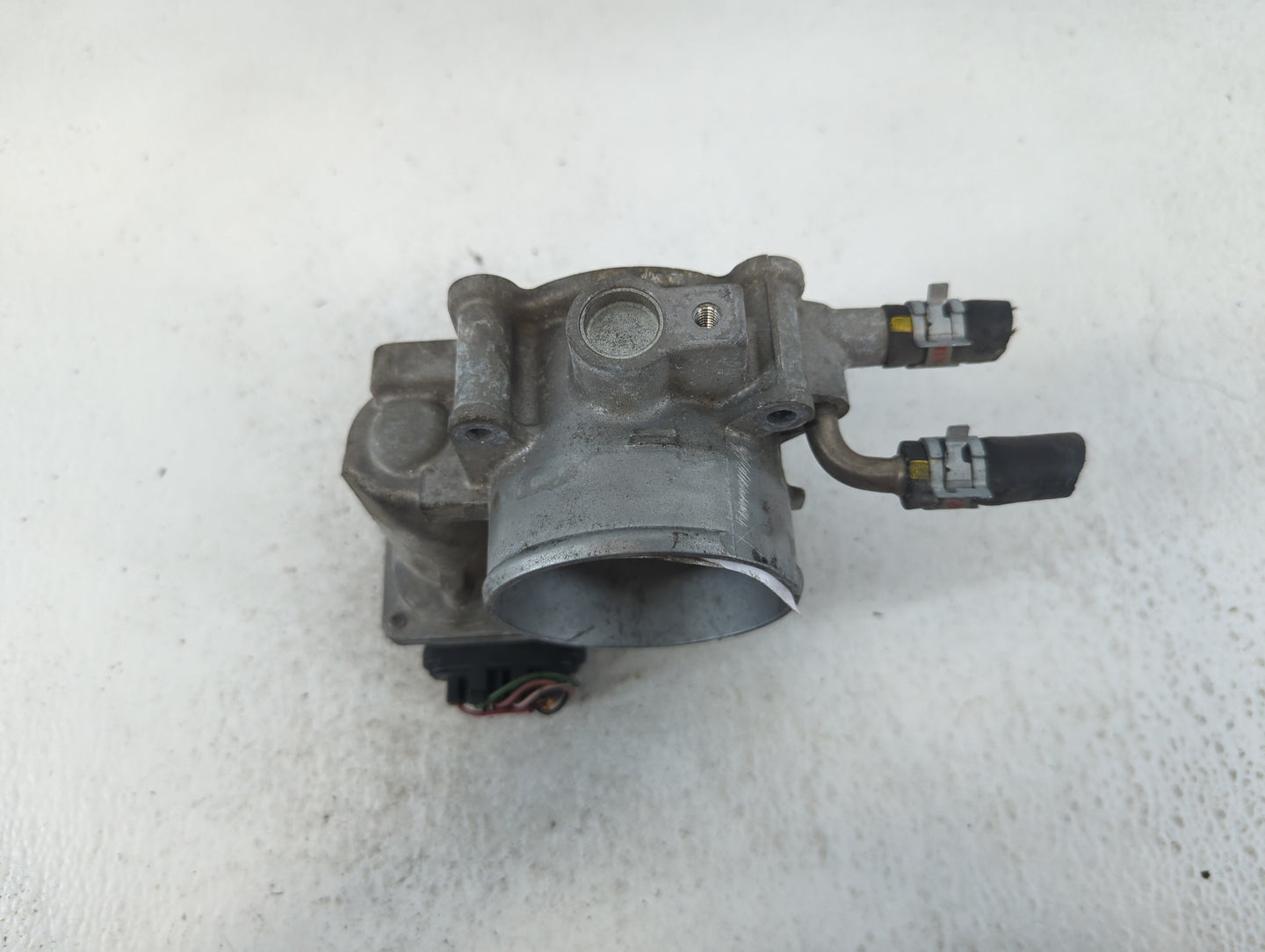 2010-2017 Toyota Camry Throttle Body P/N:22030-0V010 Fits Fits 2009 2010 2011 2012 2013 2014 2015 2016 2017 2018 2019 OEM Us