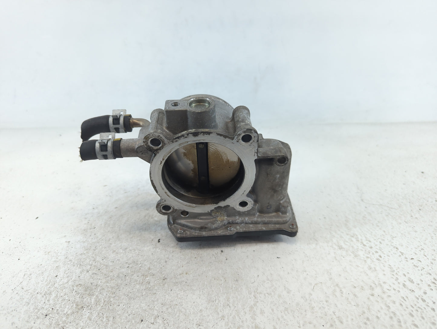 2010-2017 Toyota Camry Throttle Body P/N:22030-0V010 Fits Fits 2009 2010 2011 2012 2013 2014 2015 2016 2017 2018 2019 OEM Us