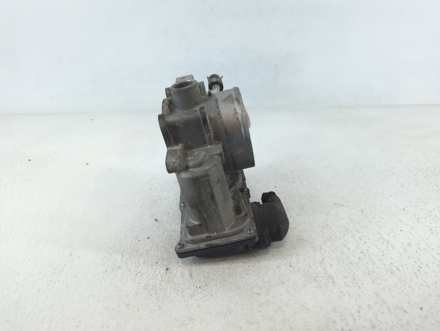 2010-2017 Toyota Camry Throttle Body P/N:9A13D0463 22030-36010 Fits Fits 2009 2010 2011 2012 2013 2014 2015 2016 2017 2018 2