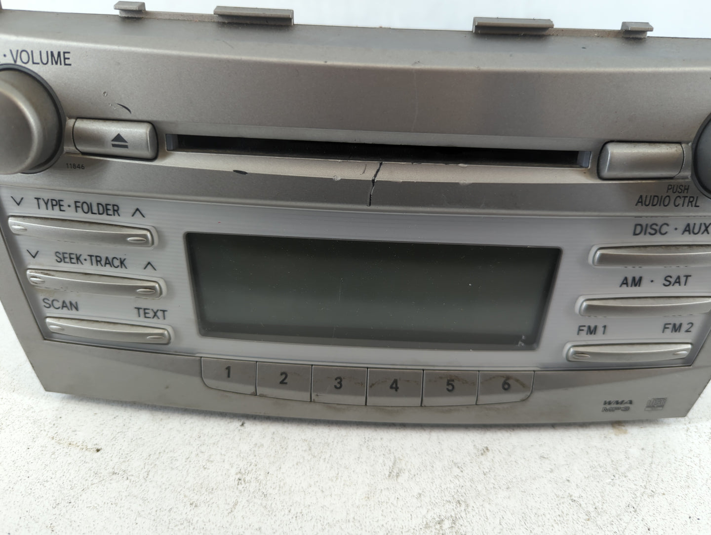2010-2011 Toyota Camry Am Fm Cd Player Radio Receiver - Oemusedautoparts1.com