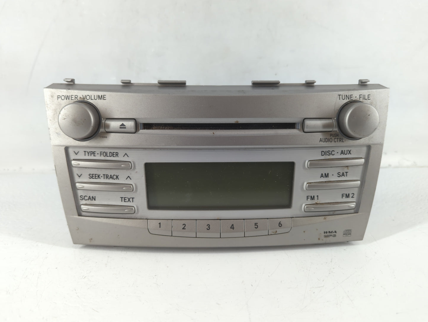 2010-2011 Toyota Camry Radio AM FM Cd Player Receiver Replacement P/N:86120-06480 Fits Fits 2010 2011 OEM Used Auto Parts - 