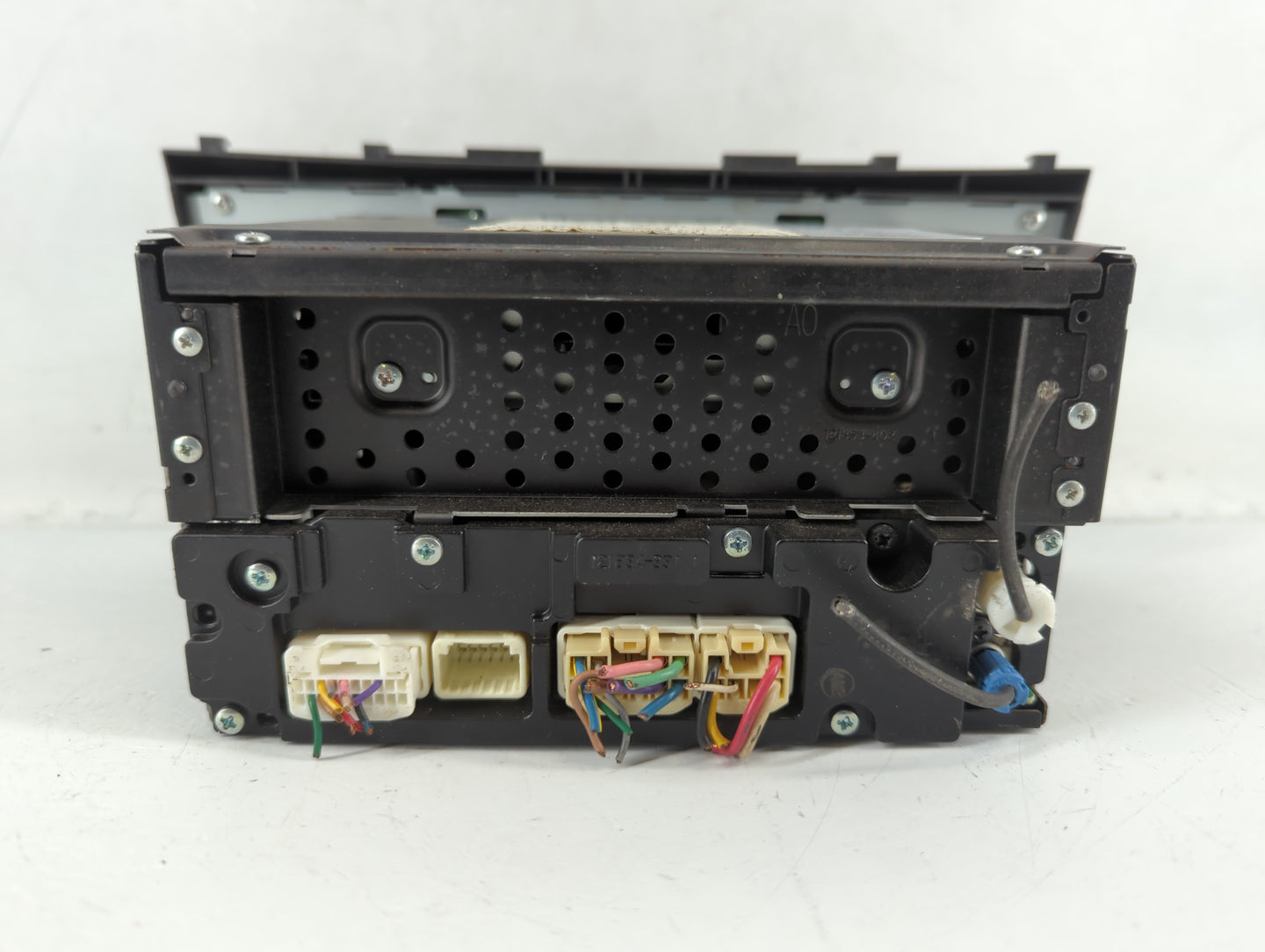 2010-2011 Toyota Camry Radio AM FM Cd Player Receiver Replacement P/N:86120-06480 Fits Fits 2010 2011 OEM Used Auto Parts - 