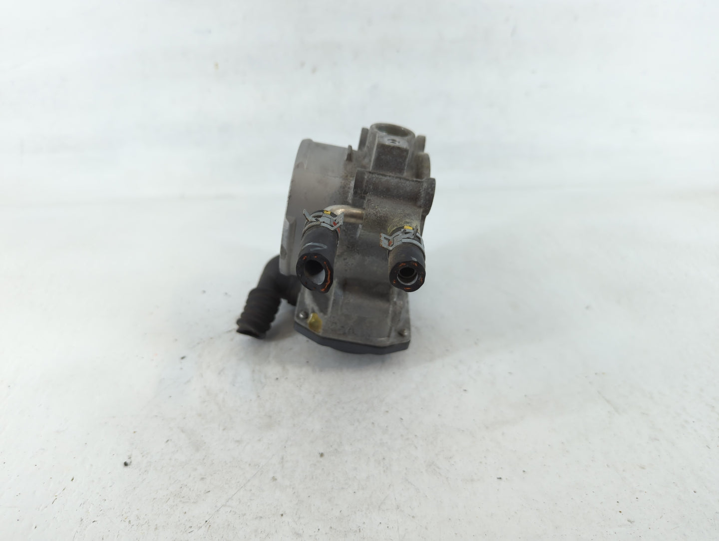 2010-2017 Toyota Camry Throttle Body P/N:22030-36010 Fits Fits 2009 2010 2011 2012 2013 2014 2015 2016 2017 2018 2019 OEM Us