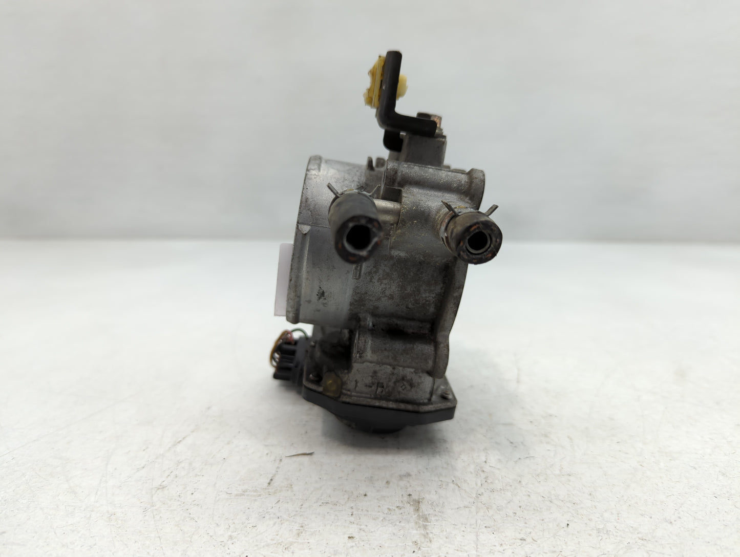 2010-2017 Toyota Camry Throttle Body P/N:22030-36010 Fits Fits 2009 2010 2011 2012 2013 2014 2015 2016 2017 2018 2019 OEM Us